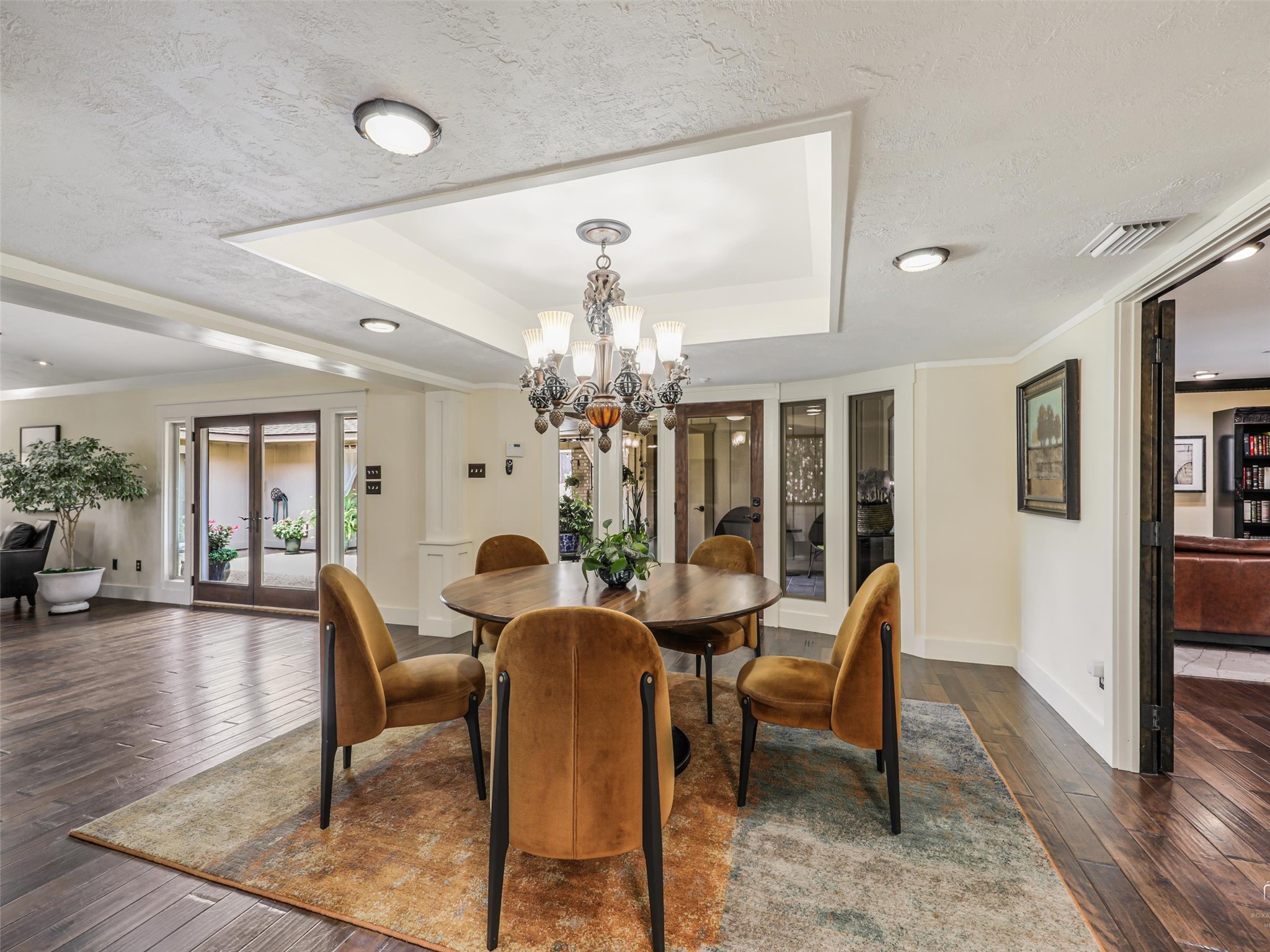 6120 Preston Creek Drive Dallas TX 75240