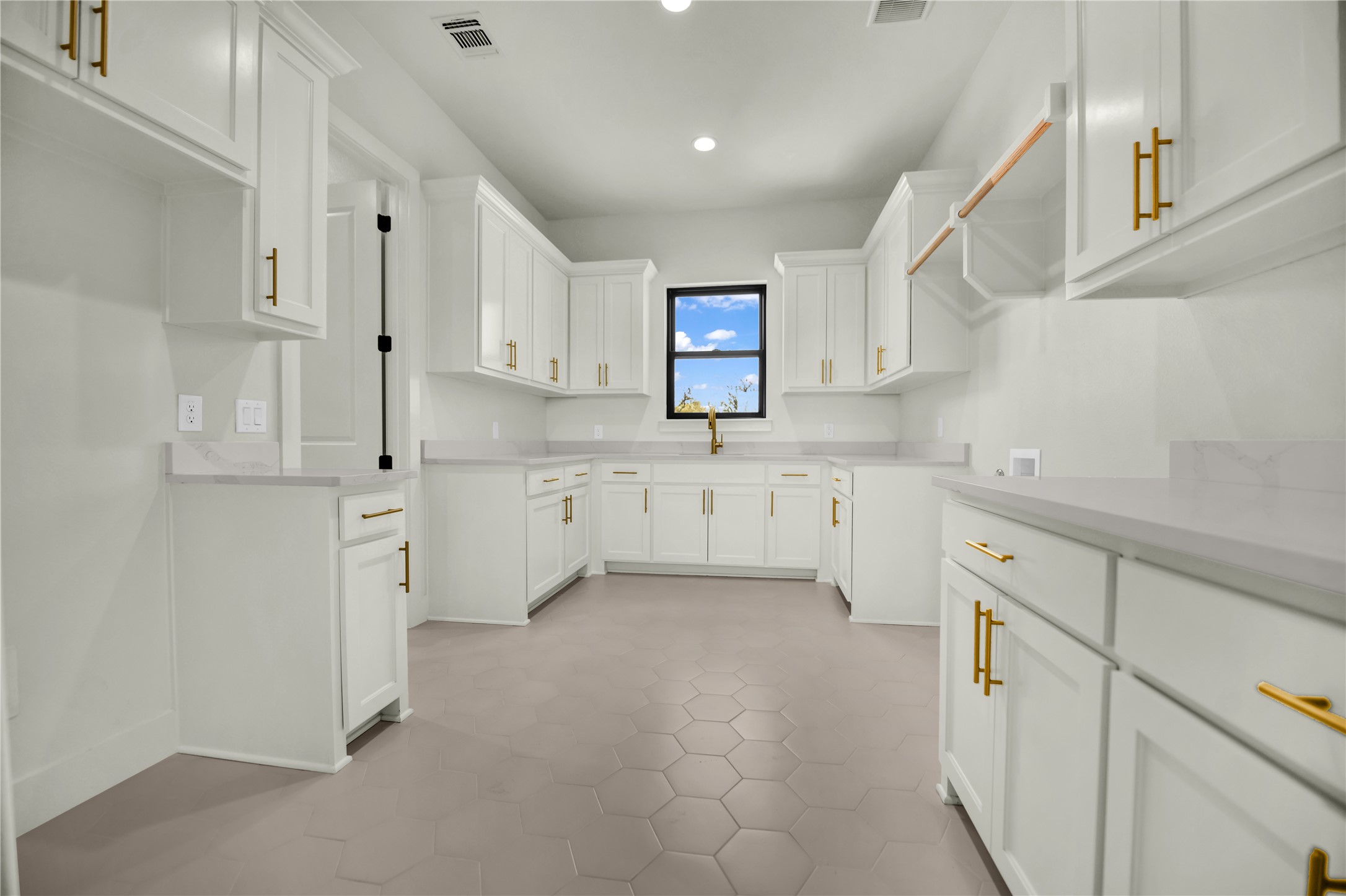 5024 Frost Creek Aledo TX 76008