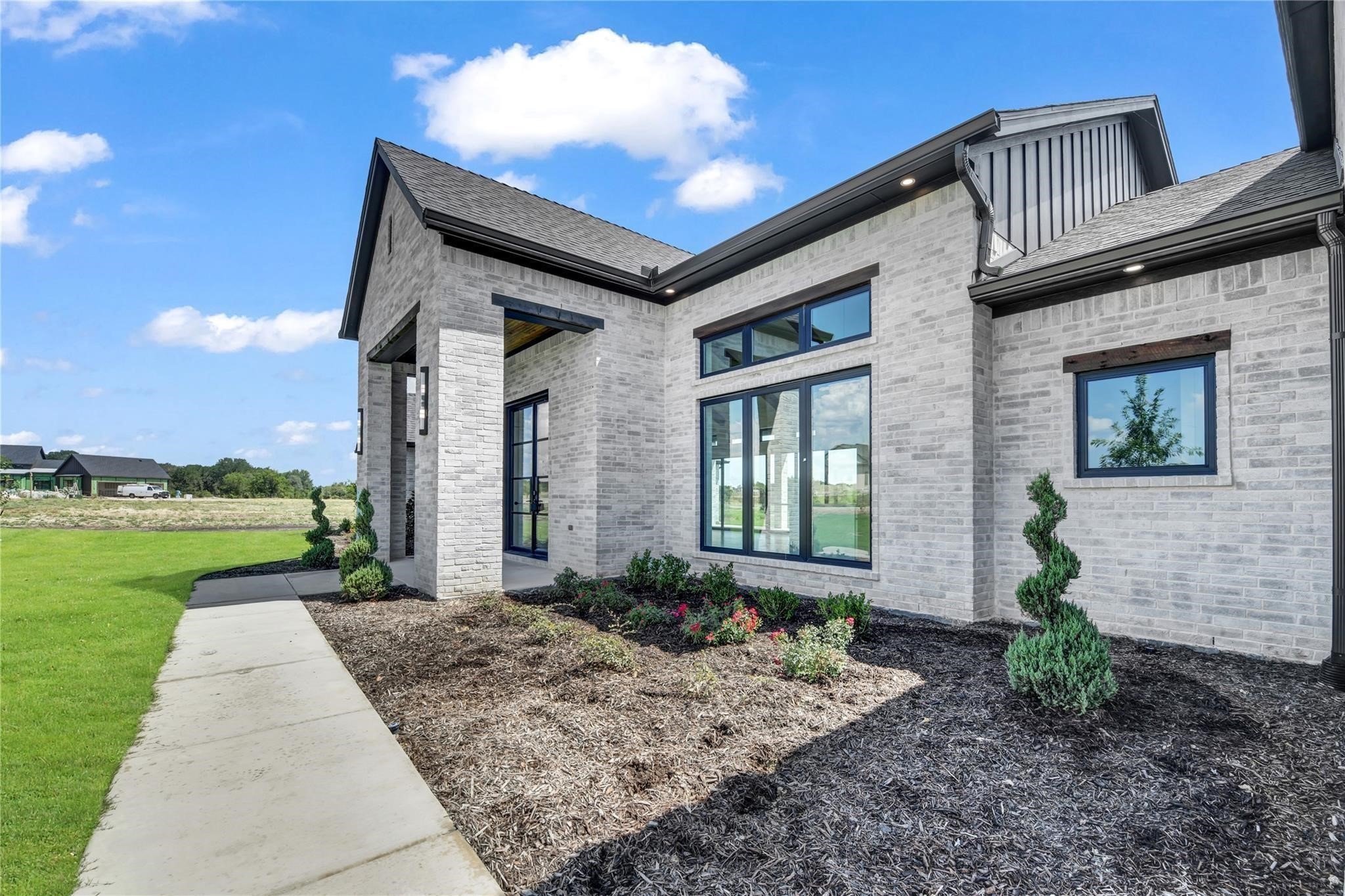 5024 Frost Creek Aledo TX 76008