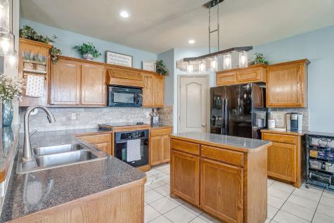 1733 Colorado Drive Burleson TX 76028