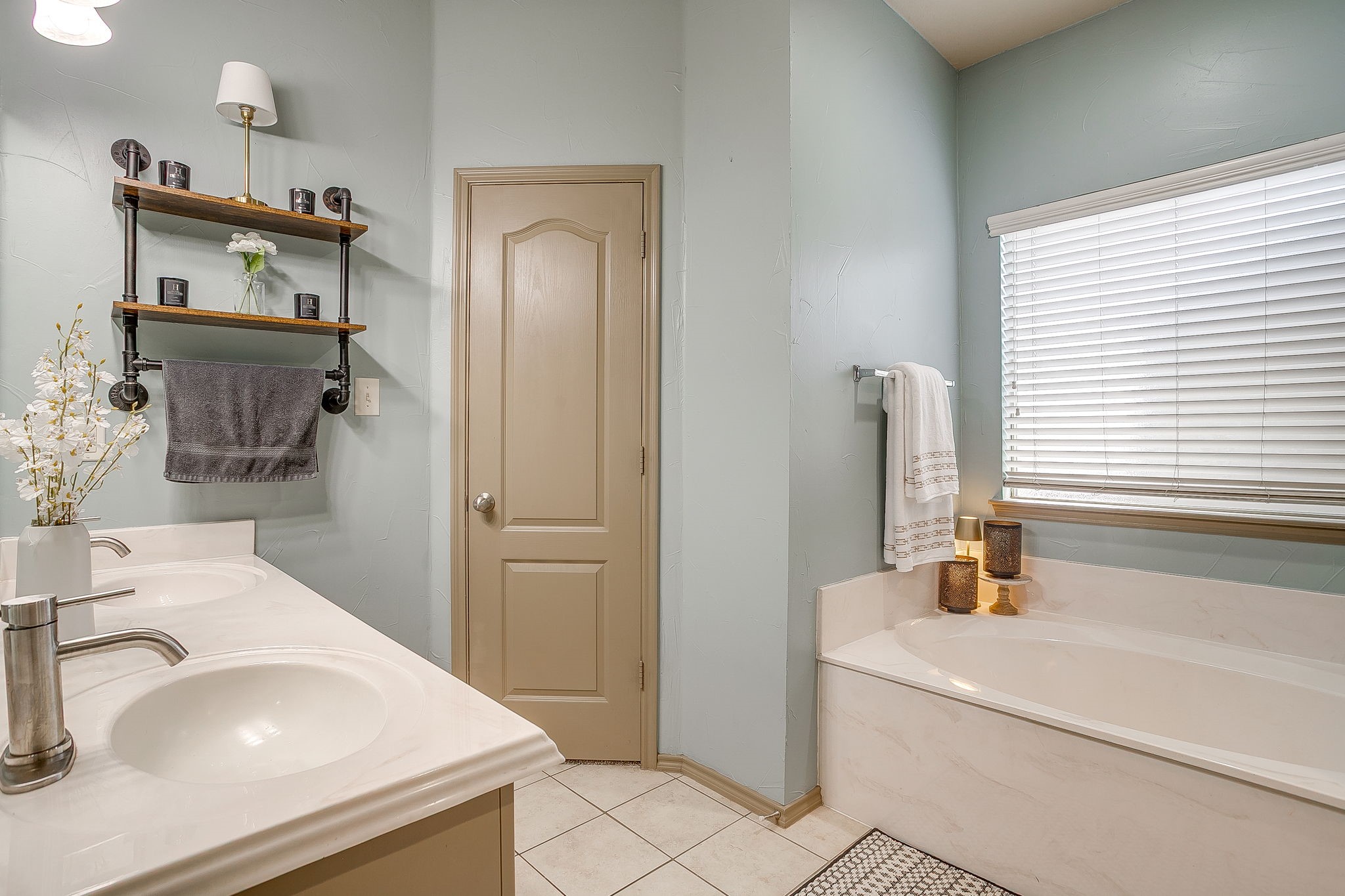 1733 Colorado Drive Burleson TX 76028