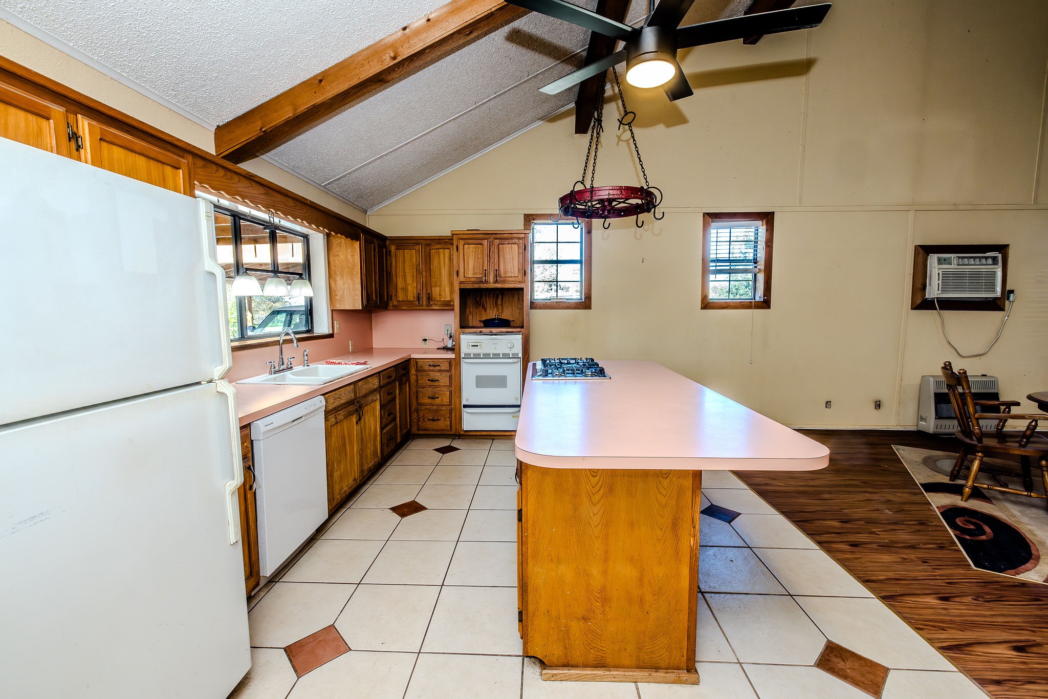513 Fm 2353 N Possum Kingdom Lake TX 76449