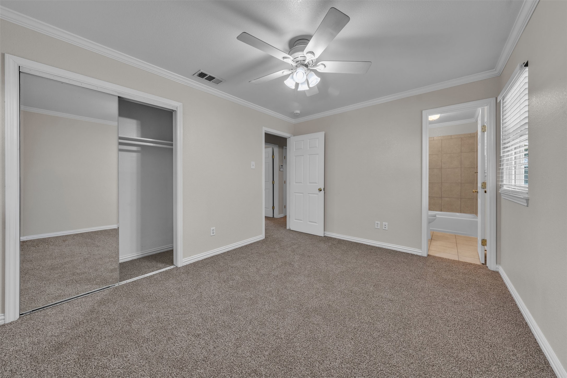 1801 Anderson Street Irving TX 75062
