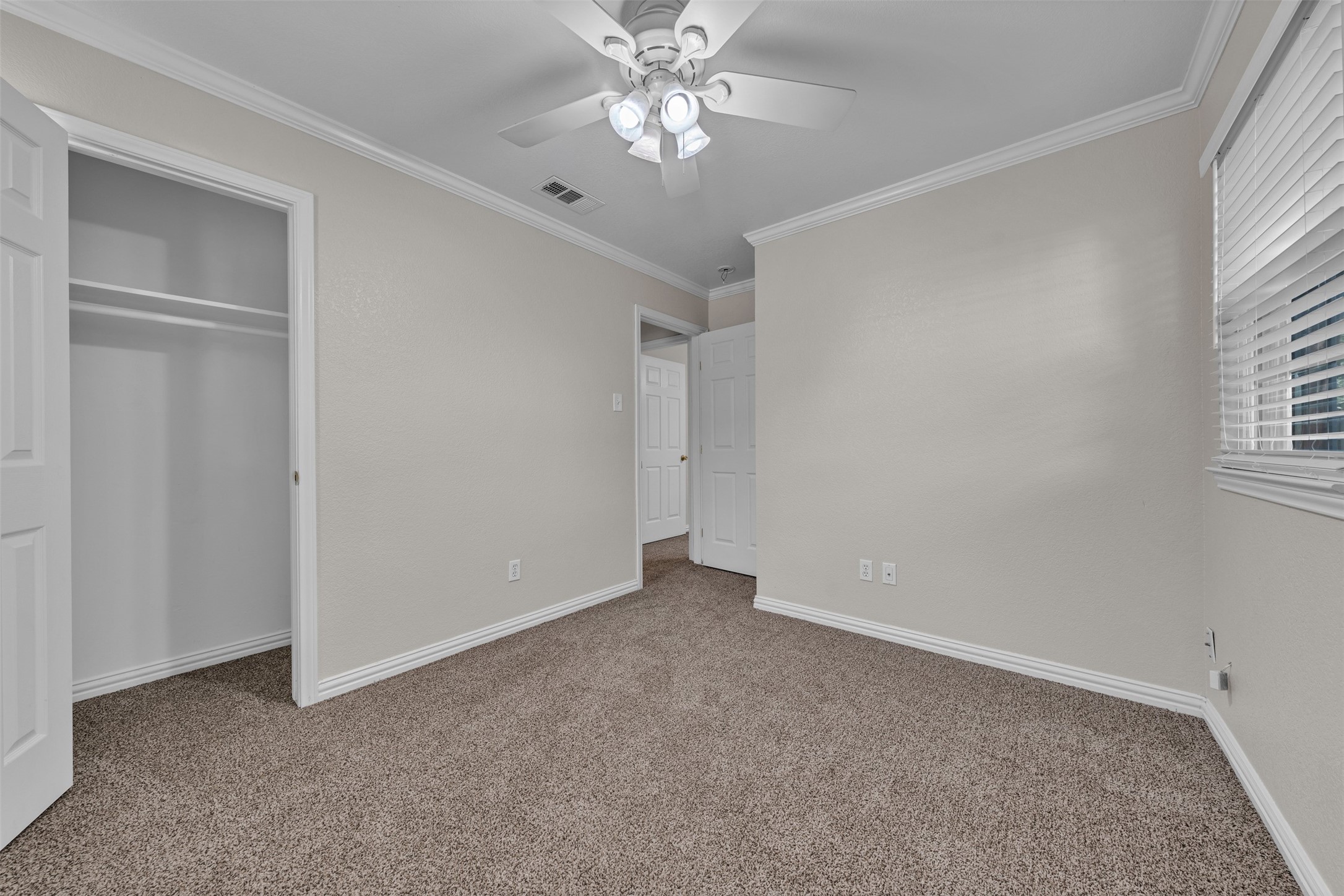 1801 Anderson Street Irving TX 75062