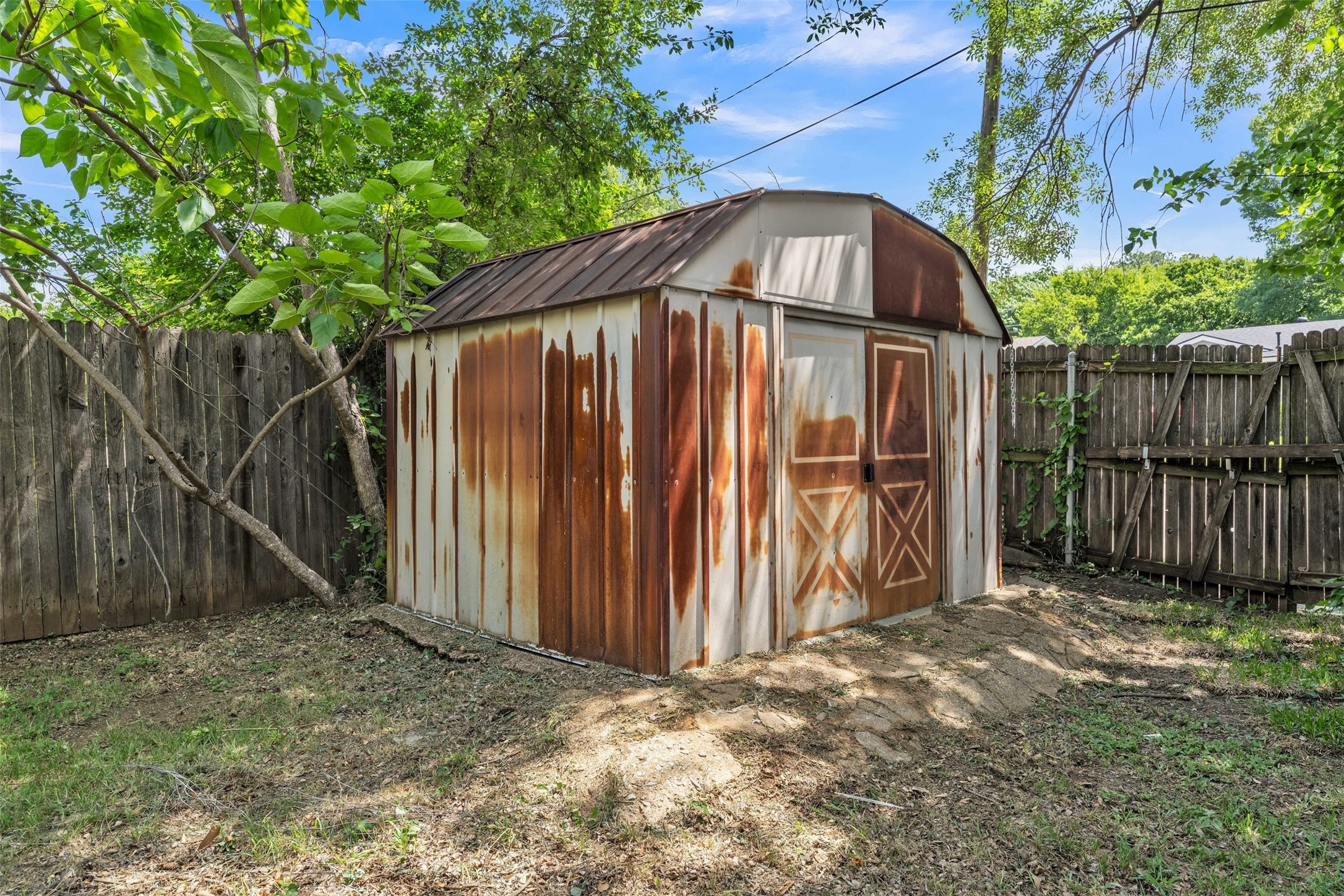 1801 Anderson Street Irving TX 75062