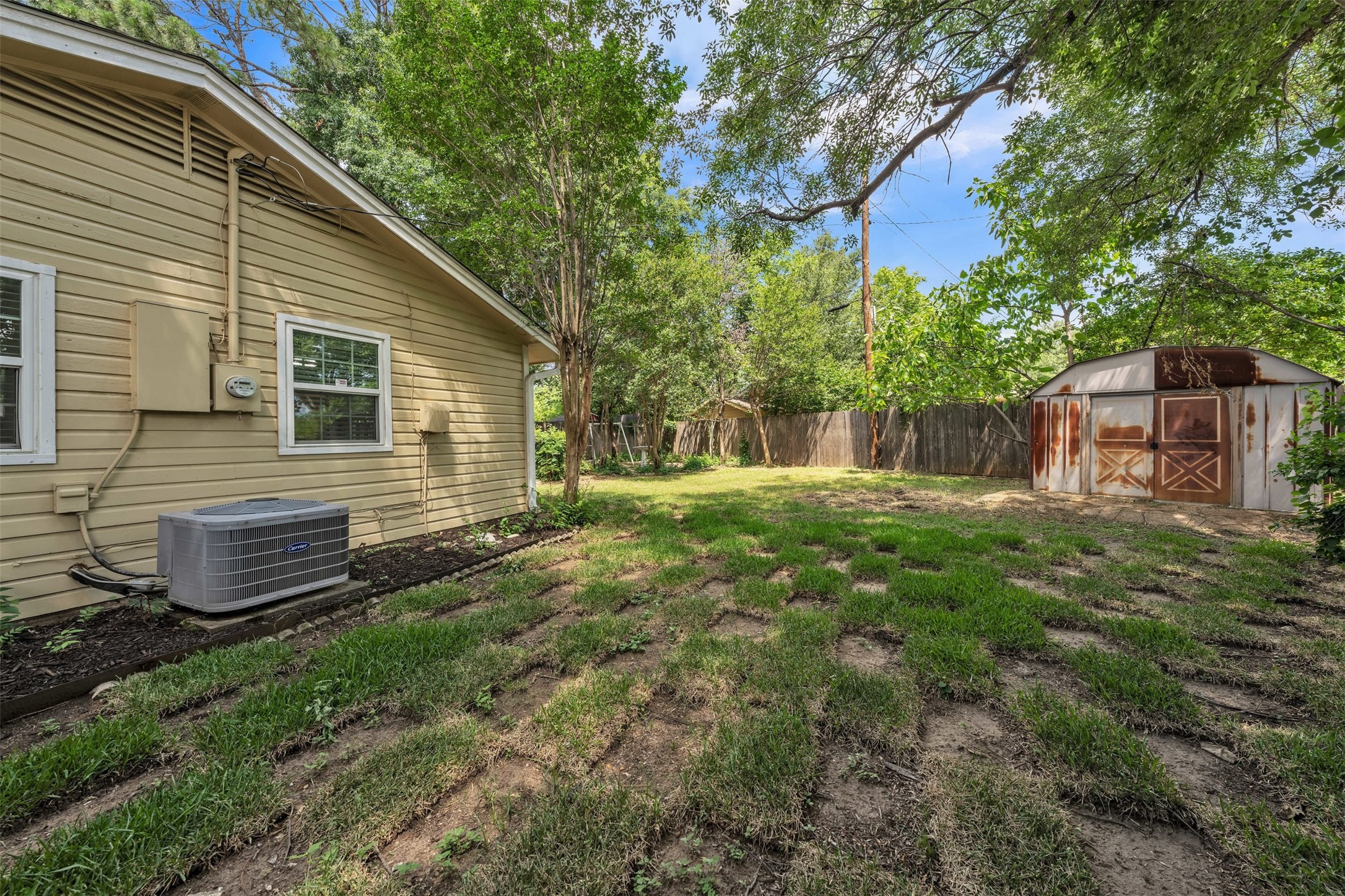 1801 Anderson Street Irving TX 75062