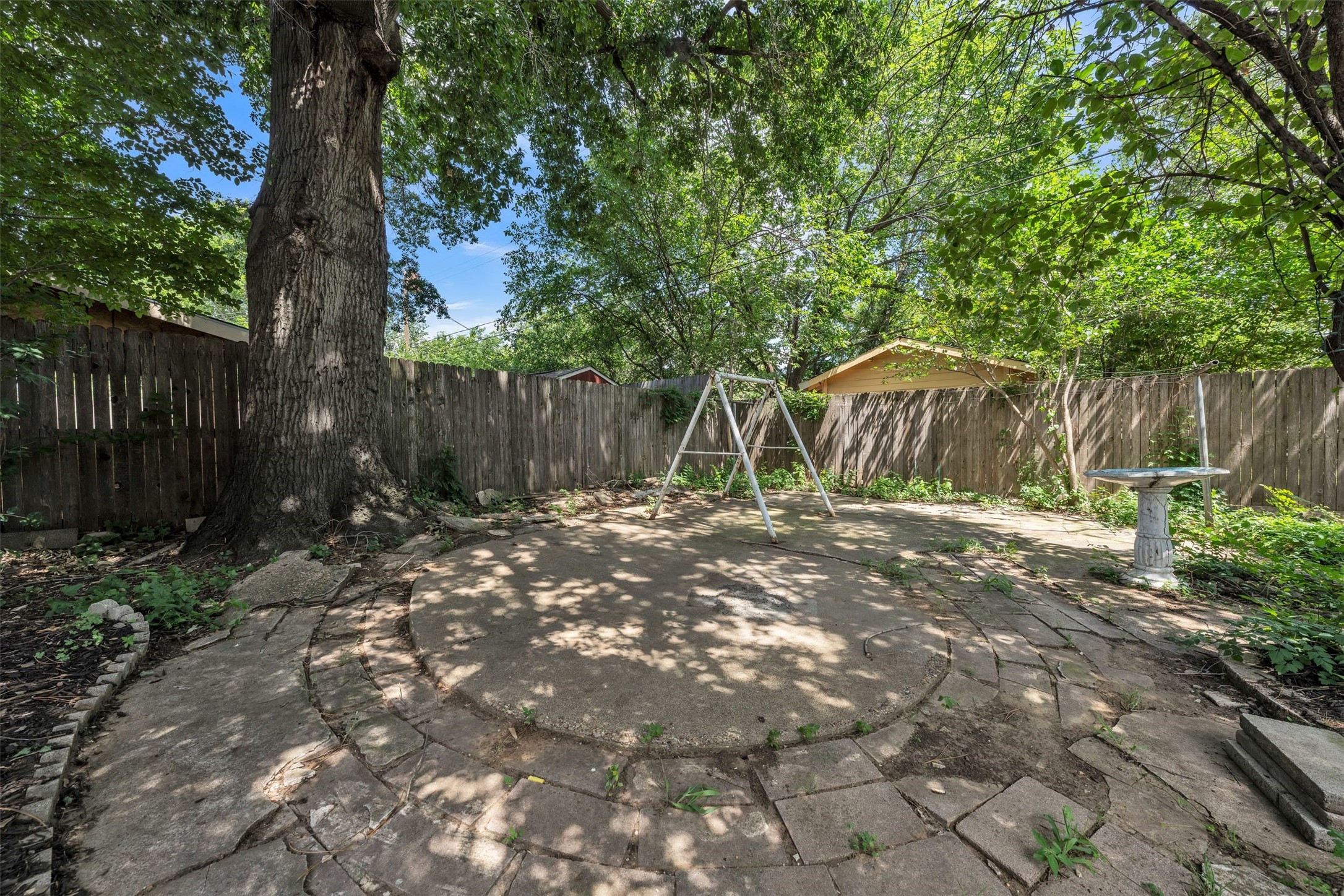 1801 Anderson Street Irving TX 75062