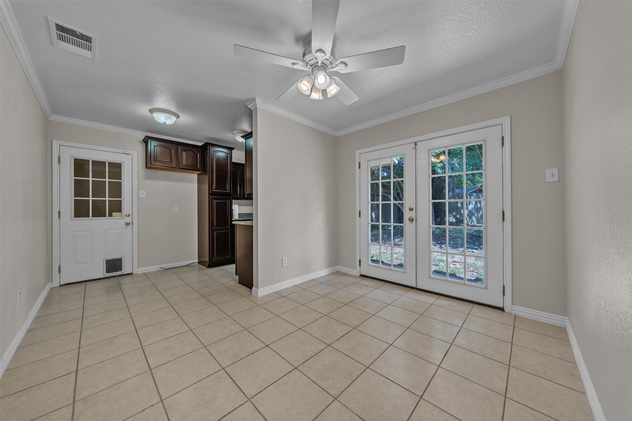 1801 Anderson Street Irving TX 75062