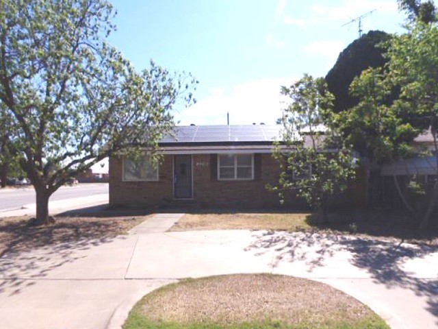 2218 Joliet Street Plainview TX 79072