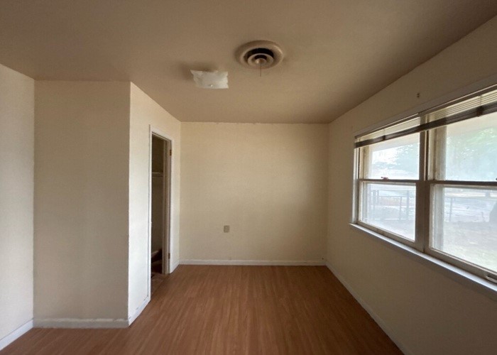 2218 Joliet Street Plainview TX 79072