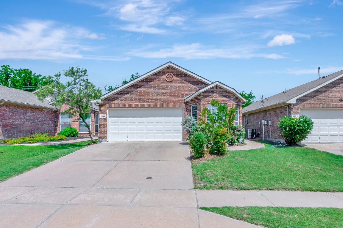 5928 Melanie Drive Fort Worth TX 76131