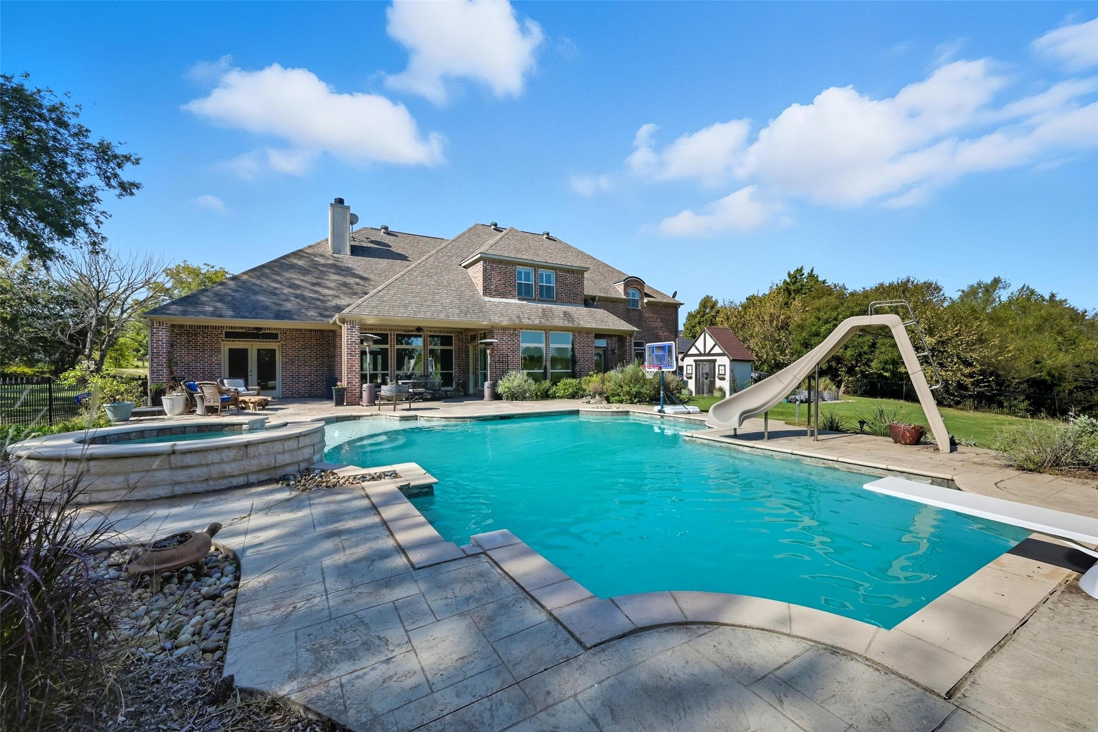 1719 Moreland Drive Sherman TX 75090