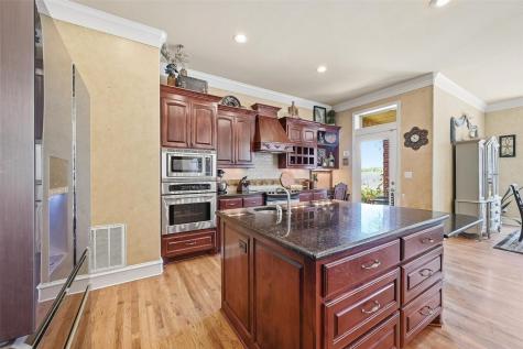 1719 Moreland Drive Sherman TX 75090