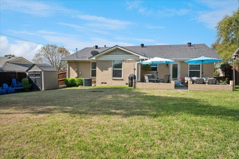 846 Peavy Road Dallas TX 75218