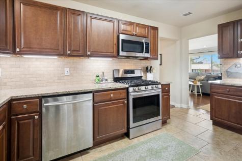 846 Peavy Road Dallas TX 75218