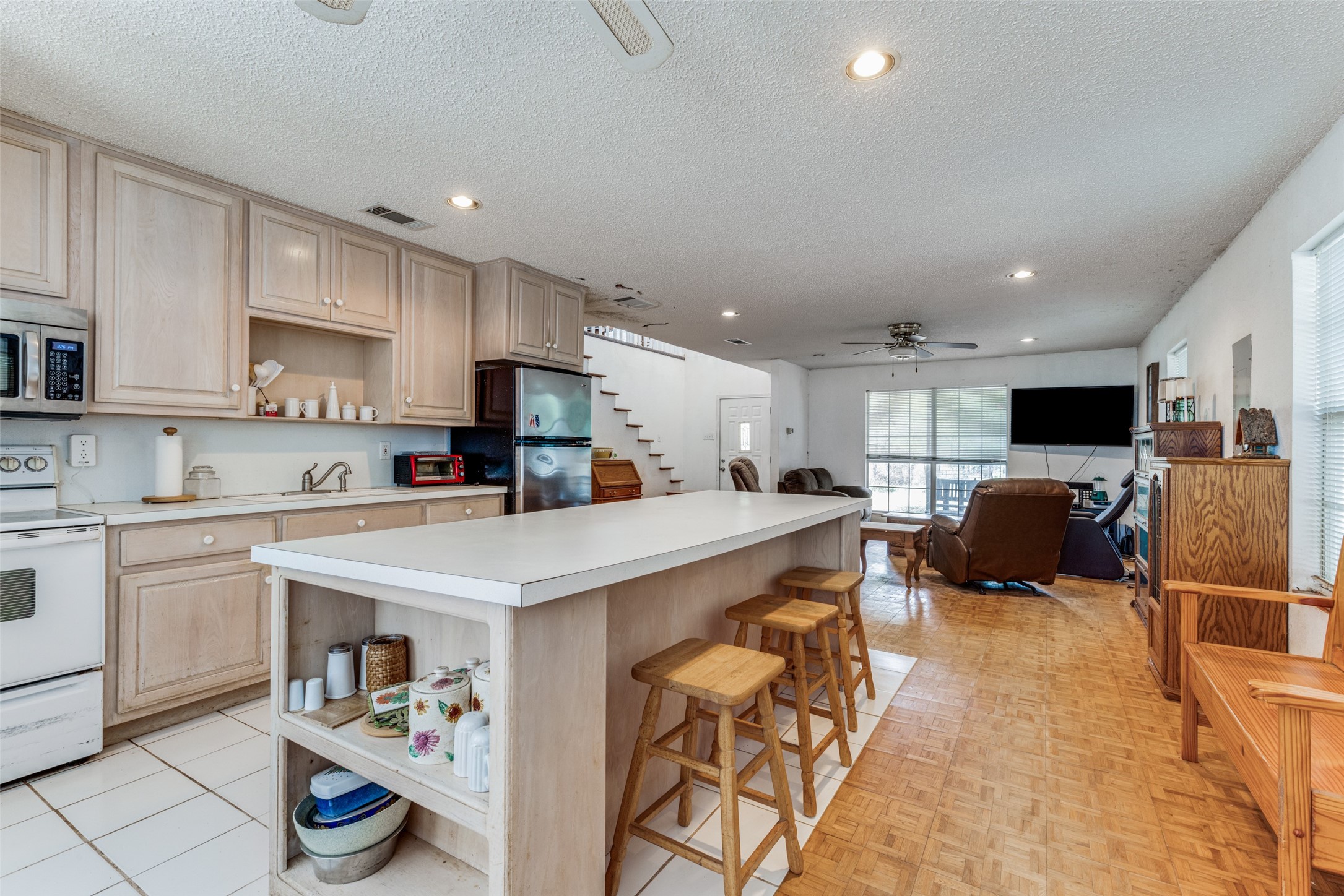 18025 N County Road 4052 Kemp TX 75143