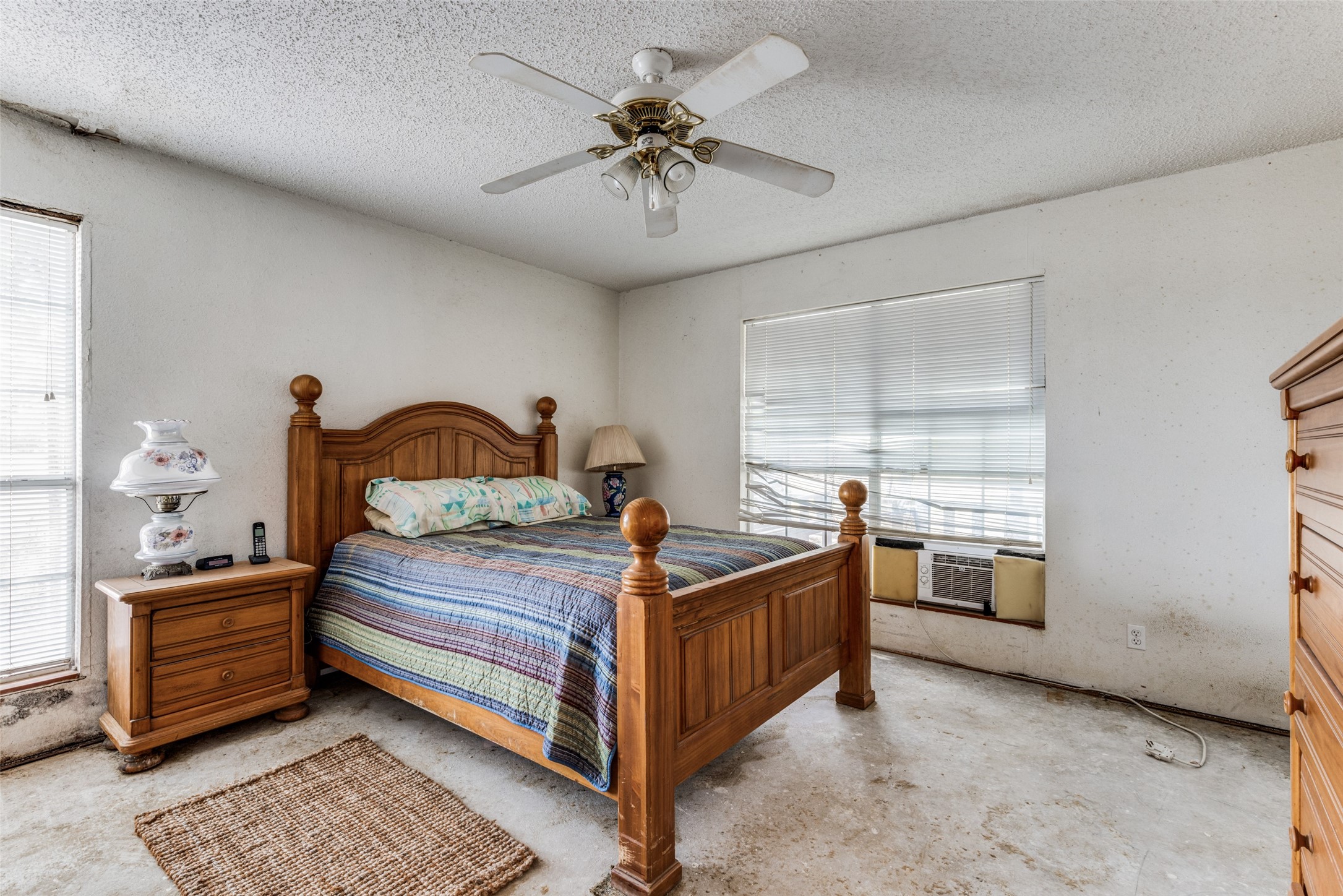 18025 N County Road 4052 Kemp TX 75143