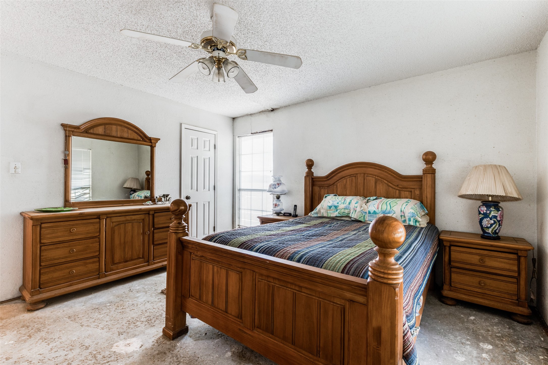 18025 N County Road 4052 Kemp TX 75143