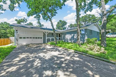 6417 Brentwood Drive Fort Worth TX 76112
