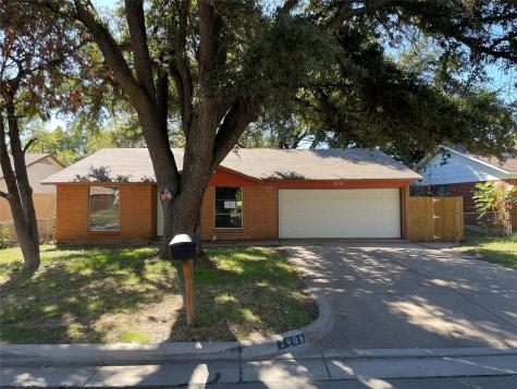 2908 Plaza Street Arlington TX 76010
