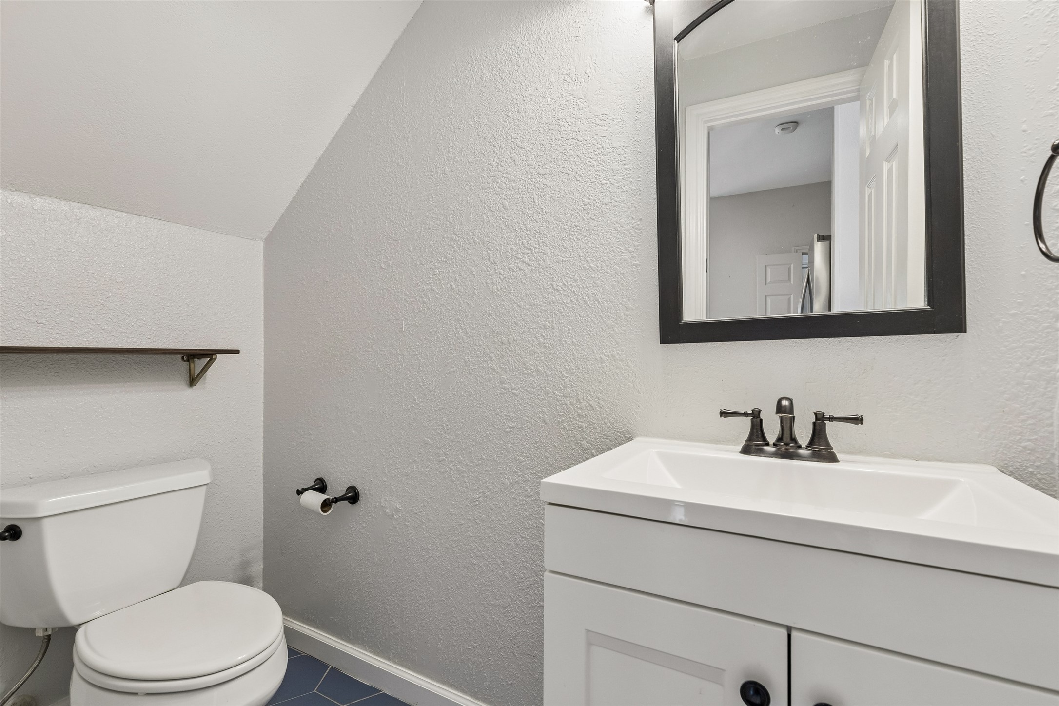 2212 Meadowstone Drive Carrollton TX 75006