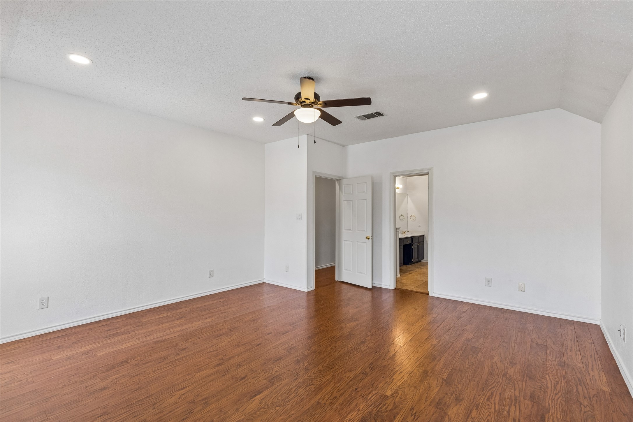 2212 Meadowstone Drive Carrollton TX 75006