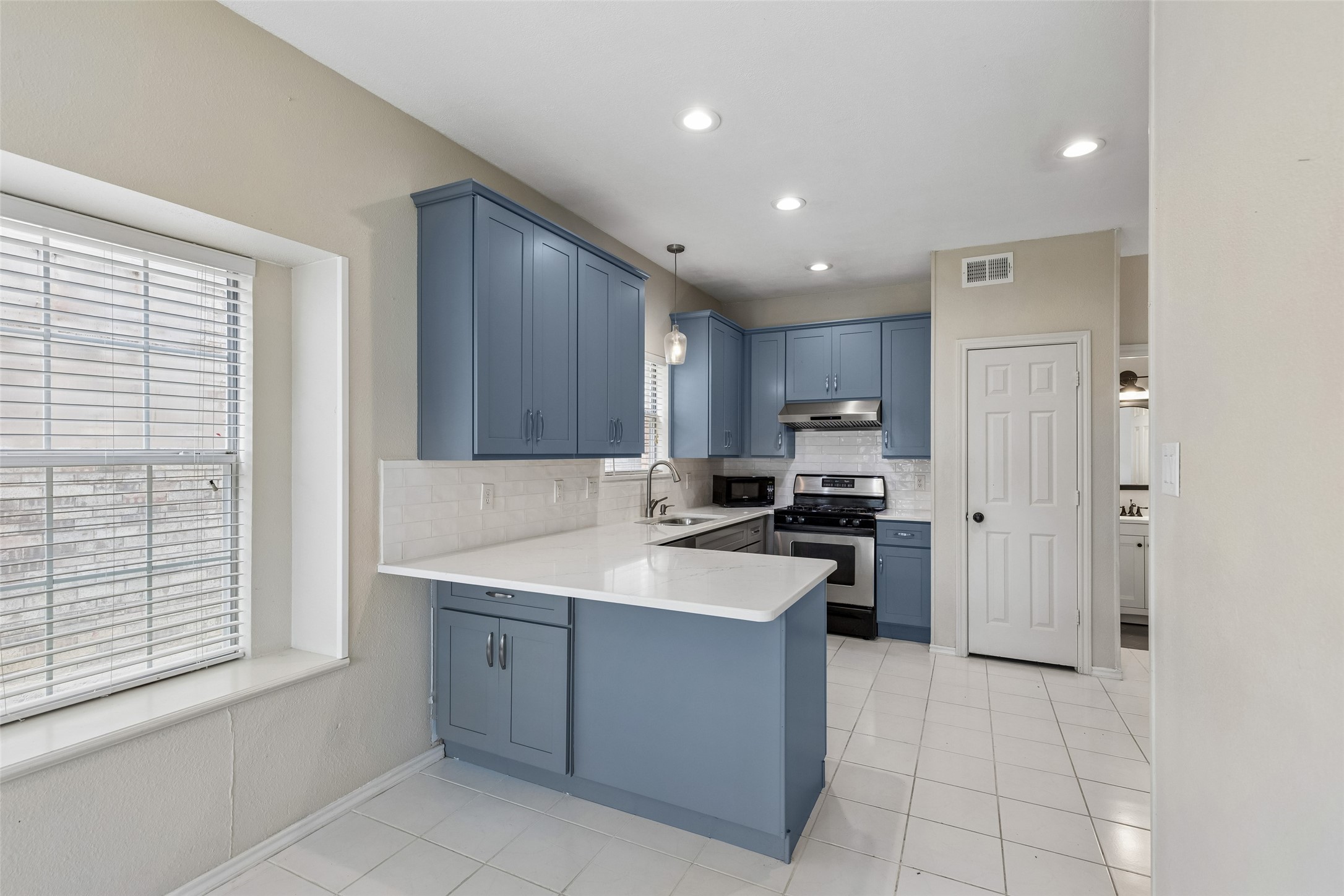 2212 Meadowstone Drive Carrollton TX 75006