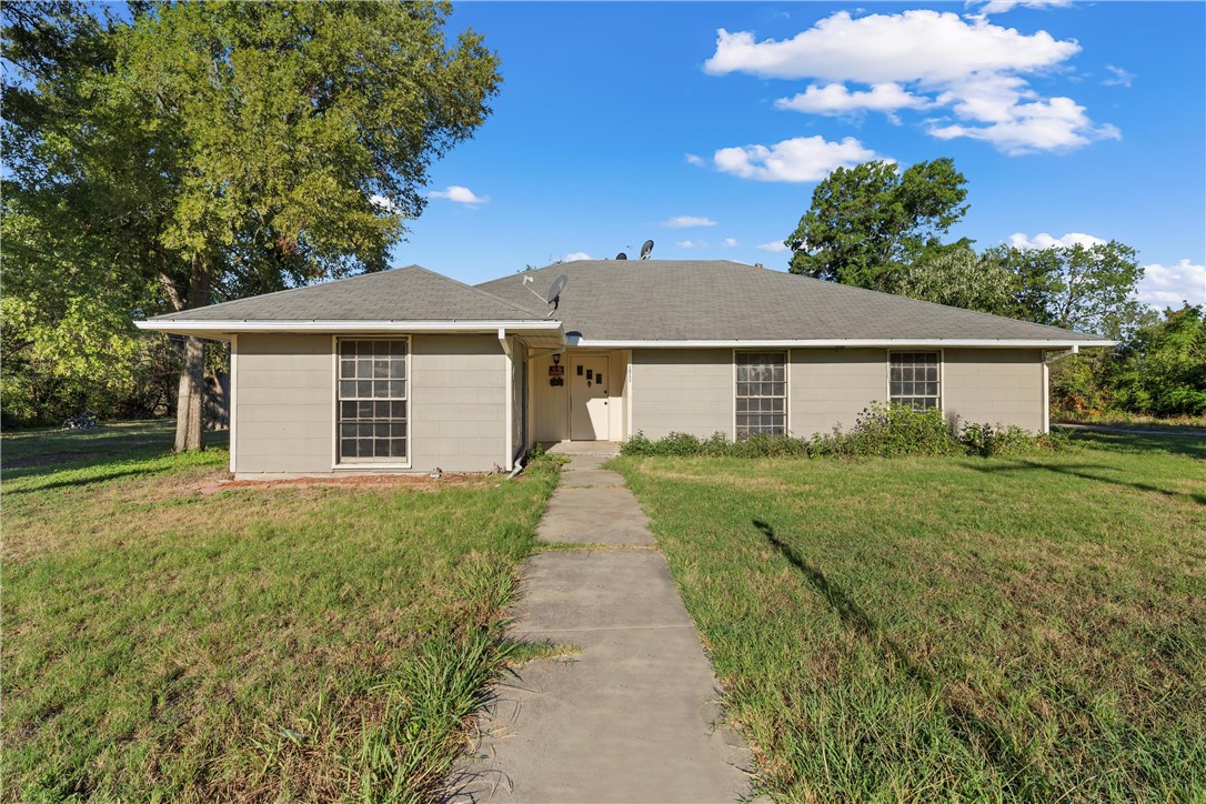 1511 Ward Street Marlin TX 76661