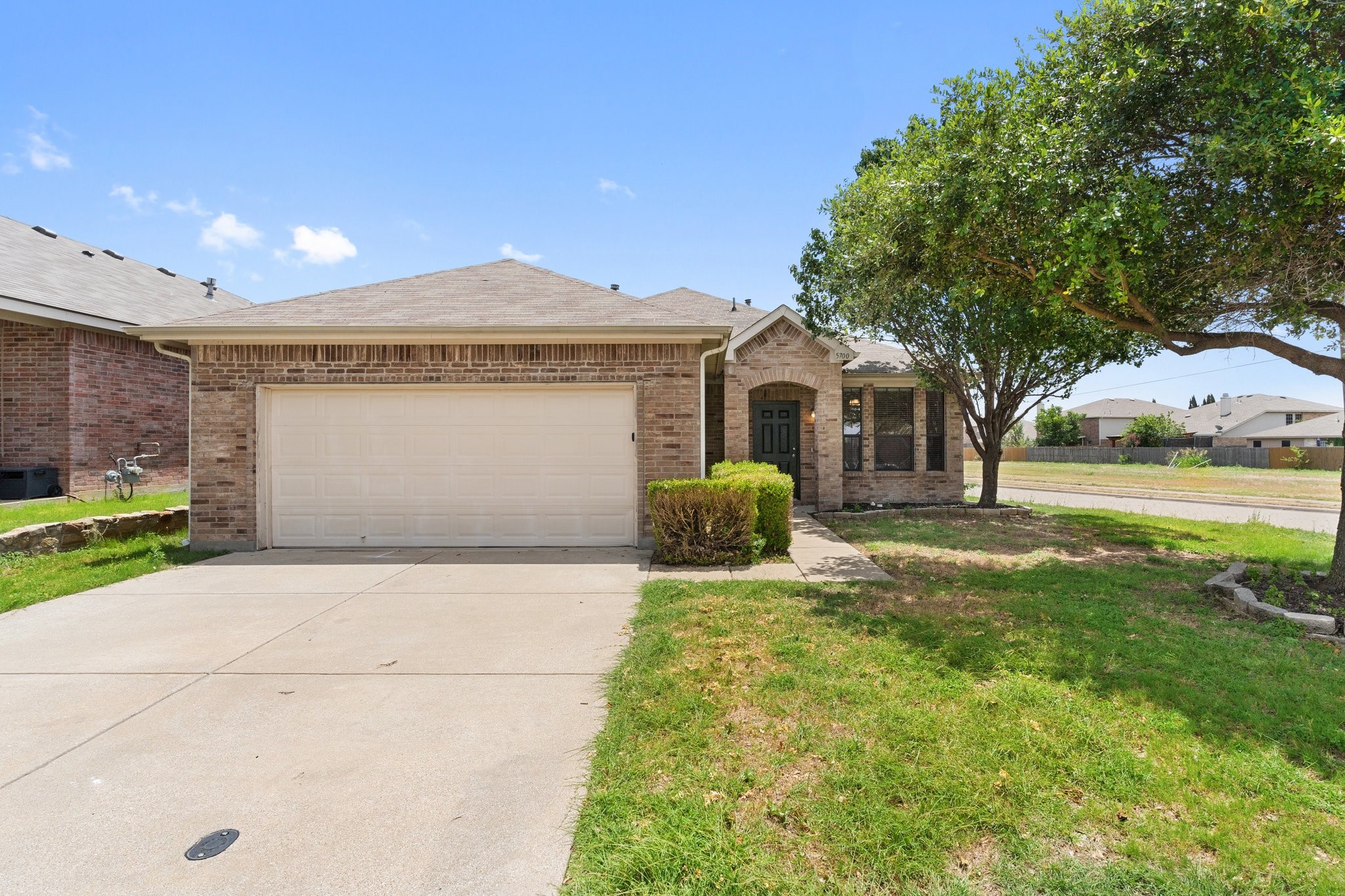 5700 Country Valley Lane Fort Worth TX 76179