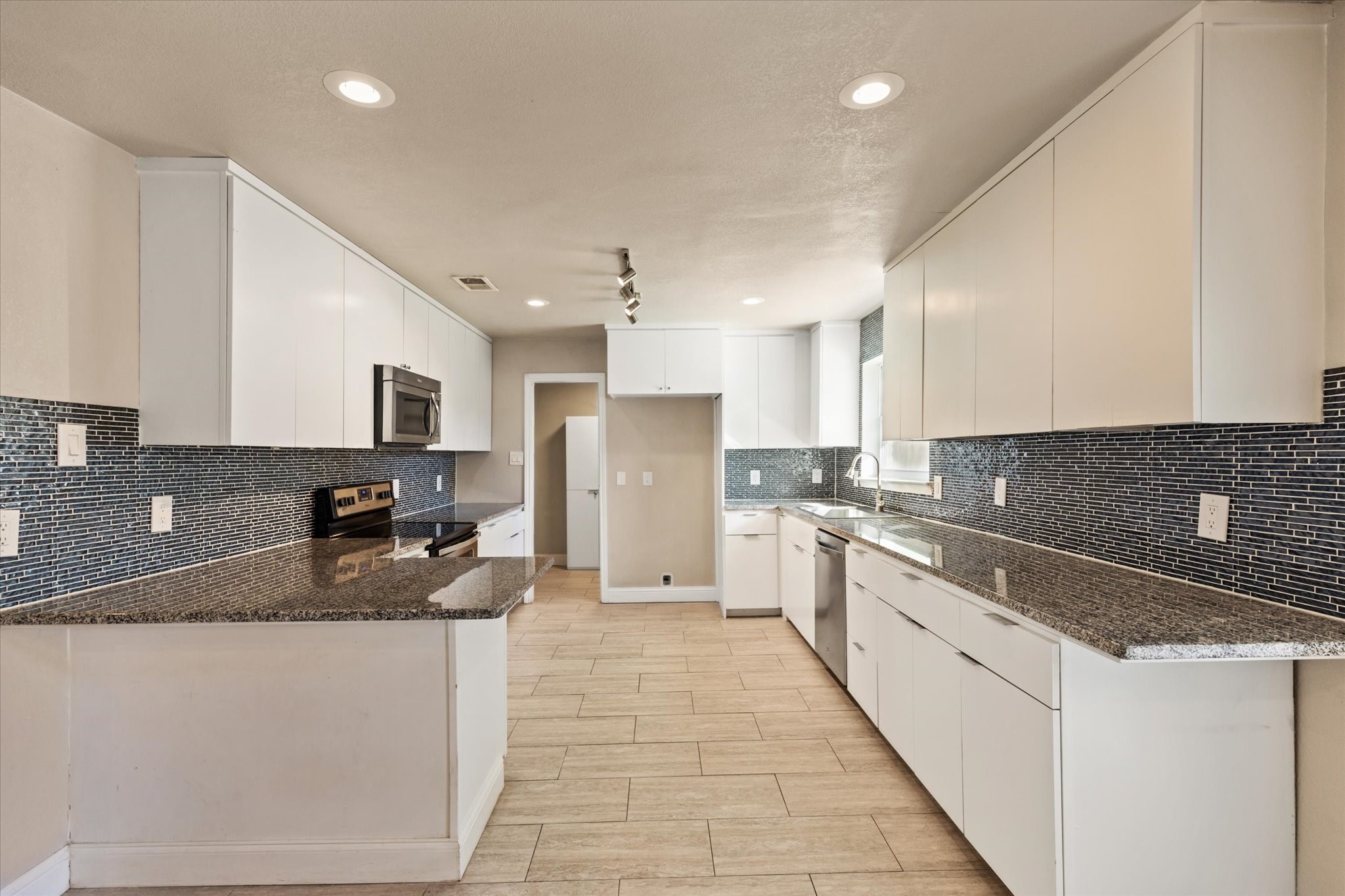 1602 Nantucket Drive Richardson TX 75080