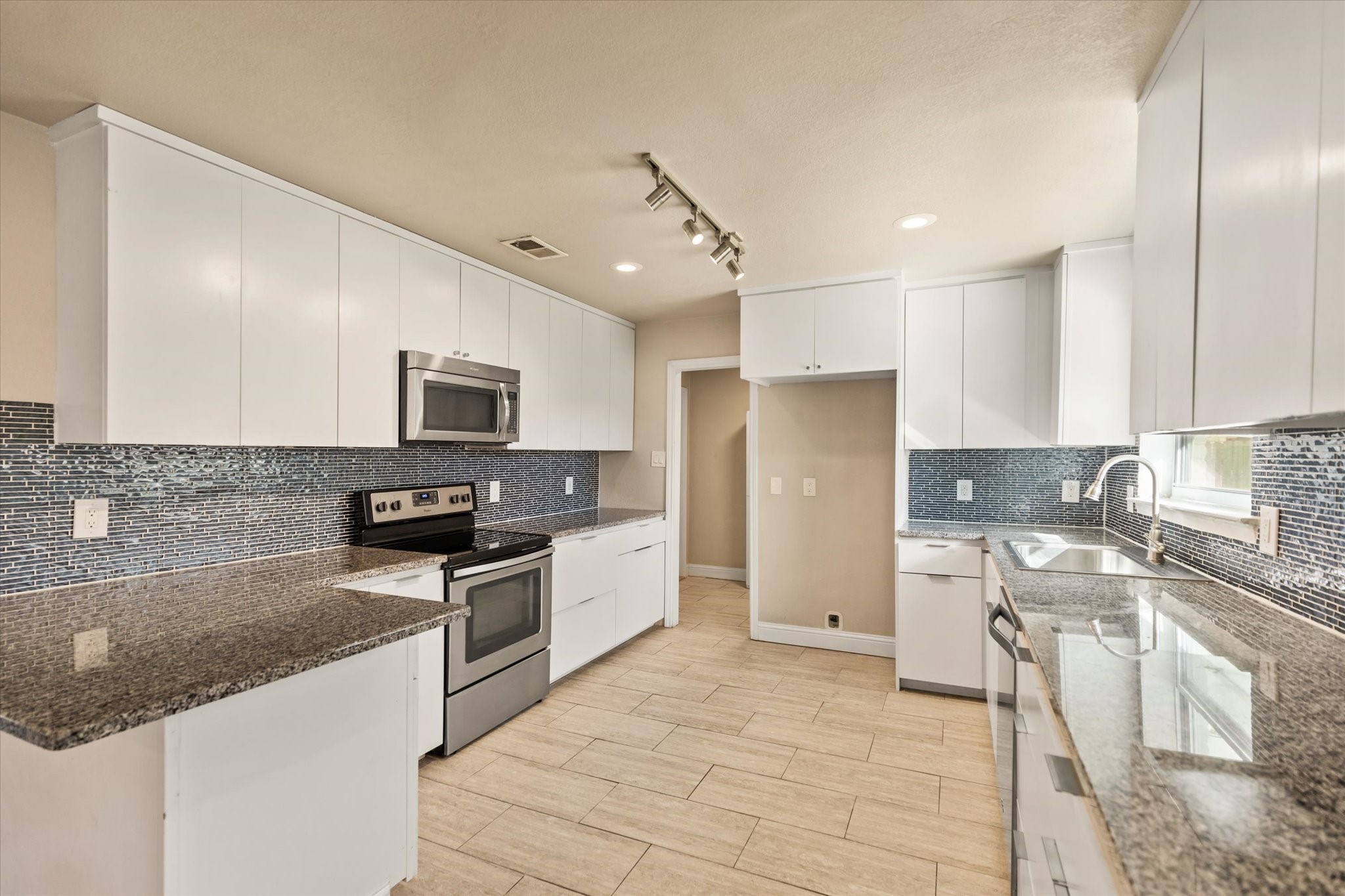 1602 Nantucket Drive Richardson TX 75080