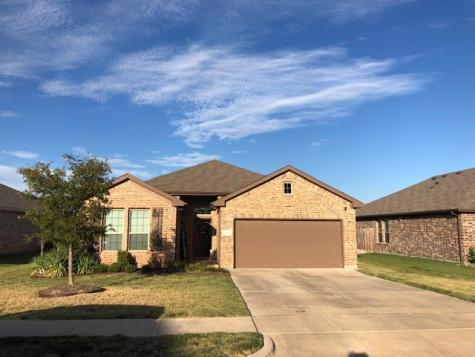 1722 Cross Creek Lane Cleburne TX 76033