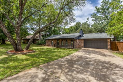 2711 Lone Star Lane Grapevine TX 76051