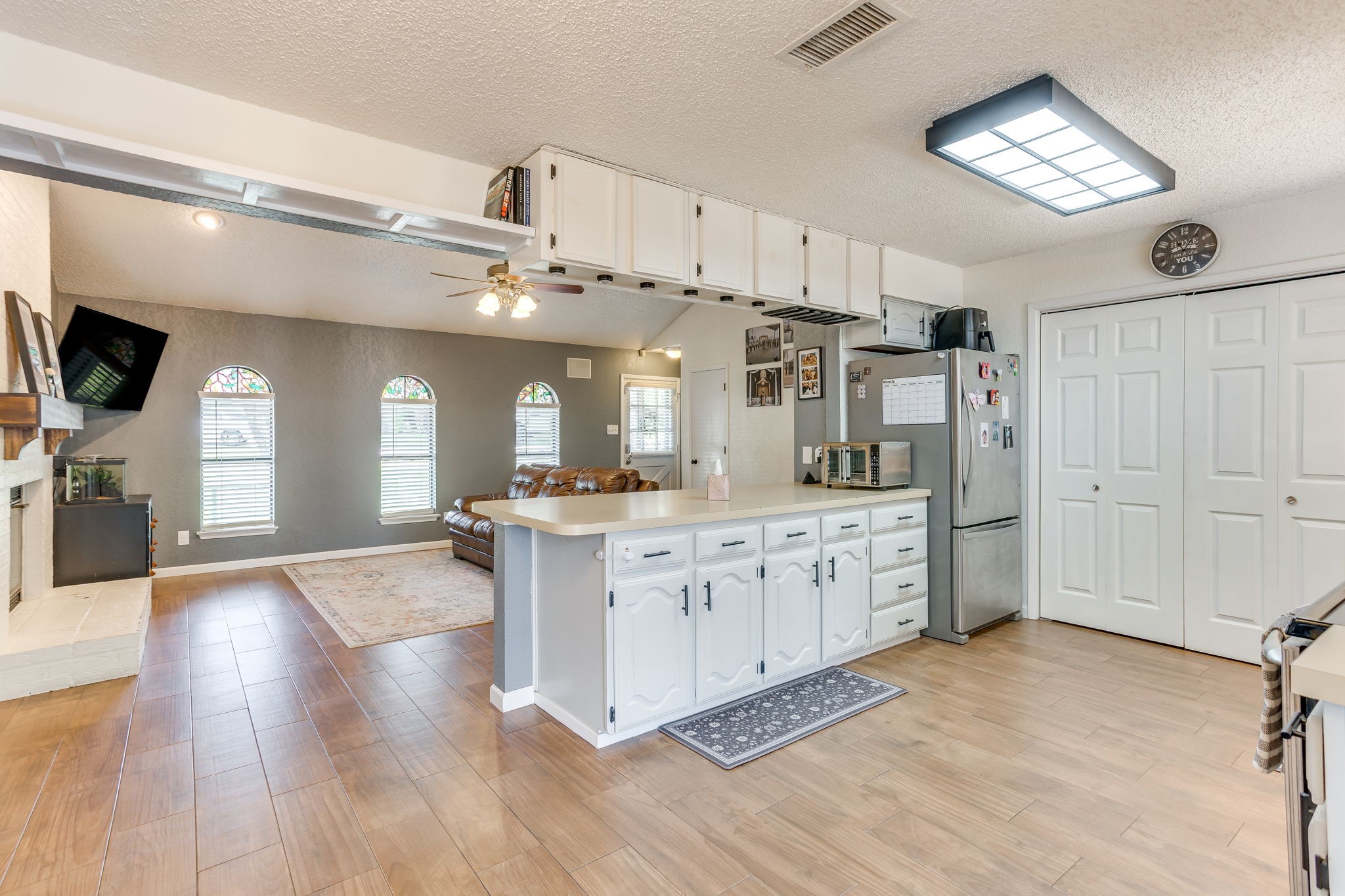 2711 Lone Star Lane Grapevine TX 76051
