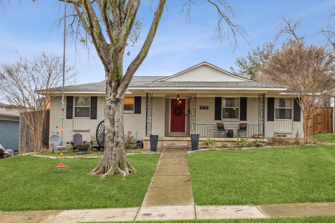 9731 Queenswood Lane Dallas TX 75238