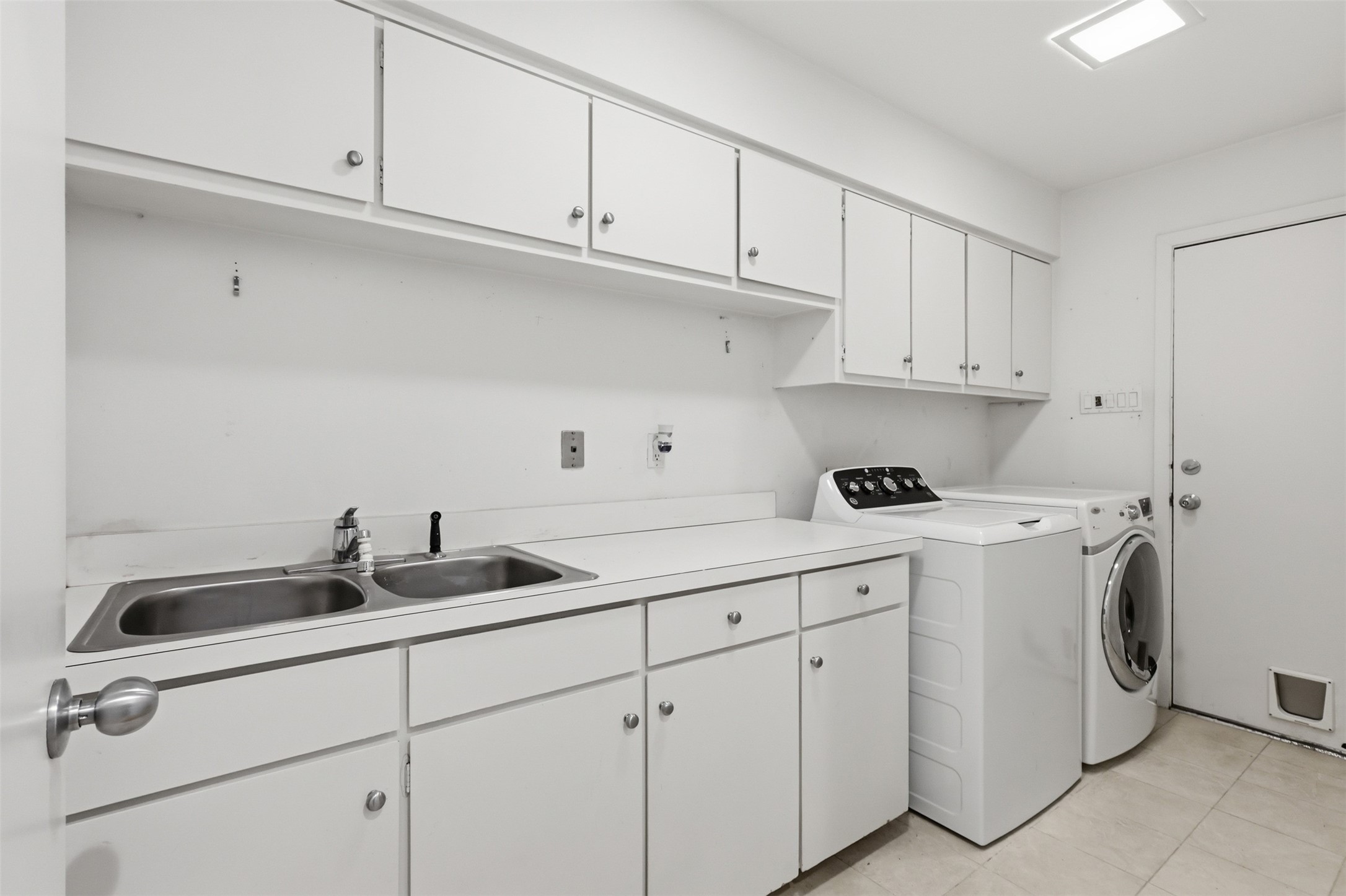 7211 Valley View Place Dallas TX 75240
