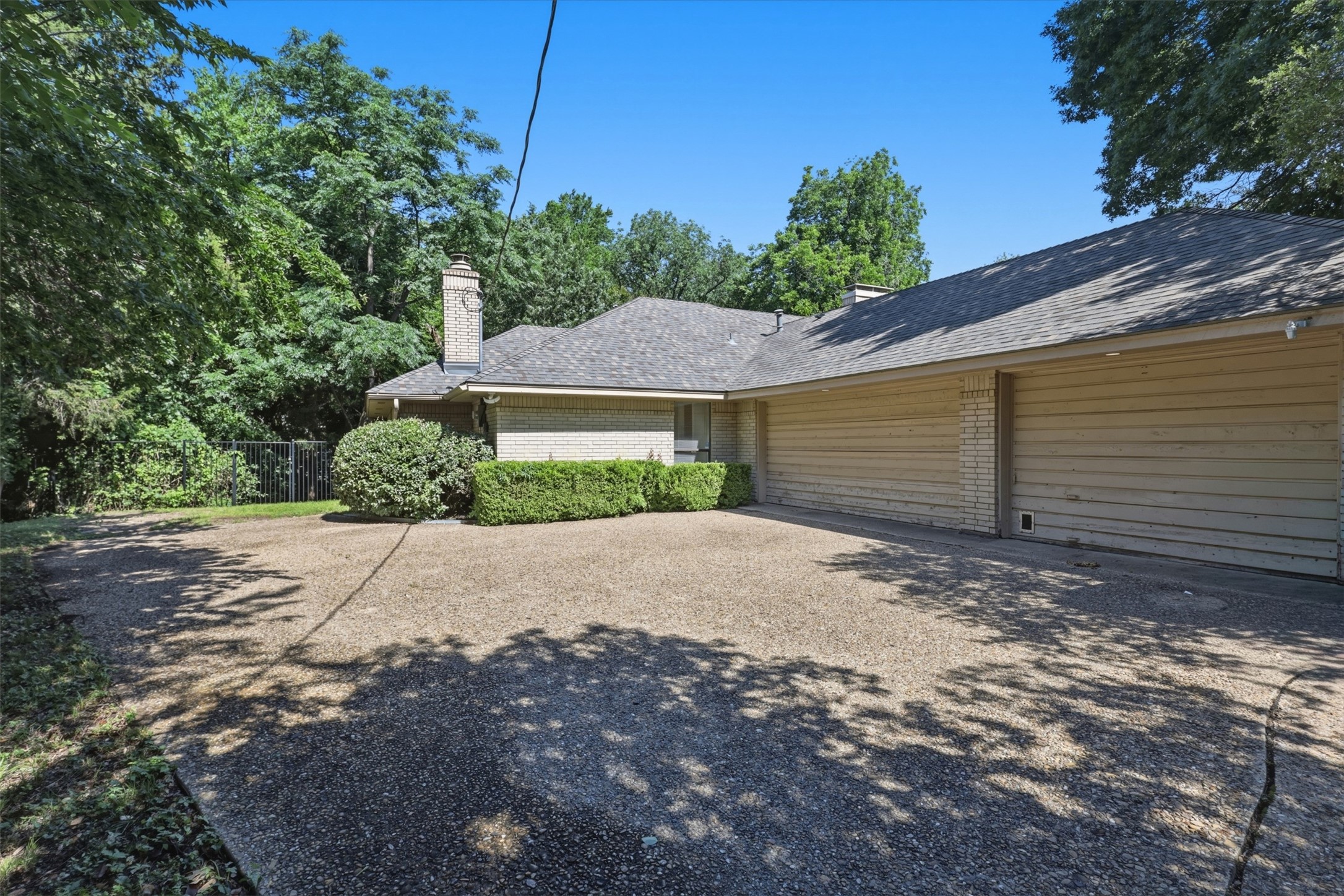 7211 Valley View Place Dallas TX 75240