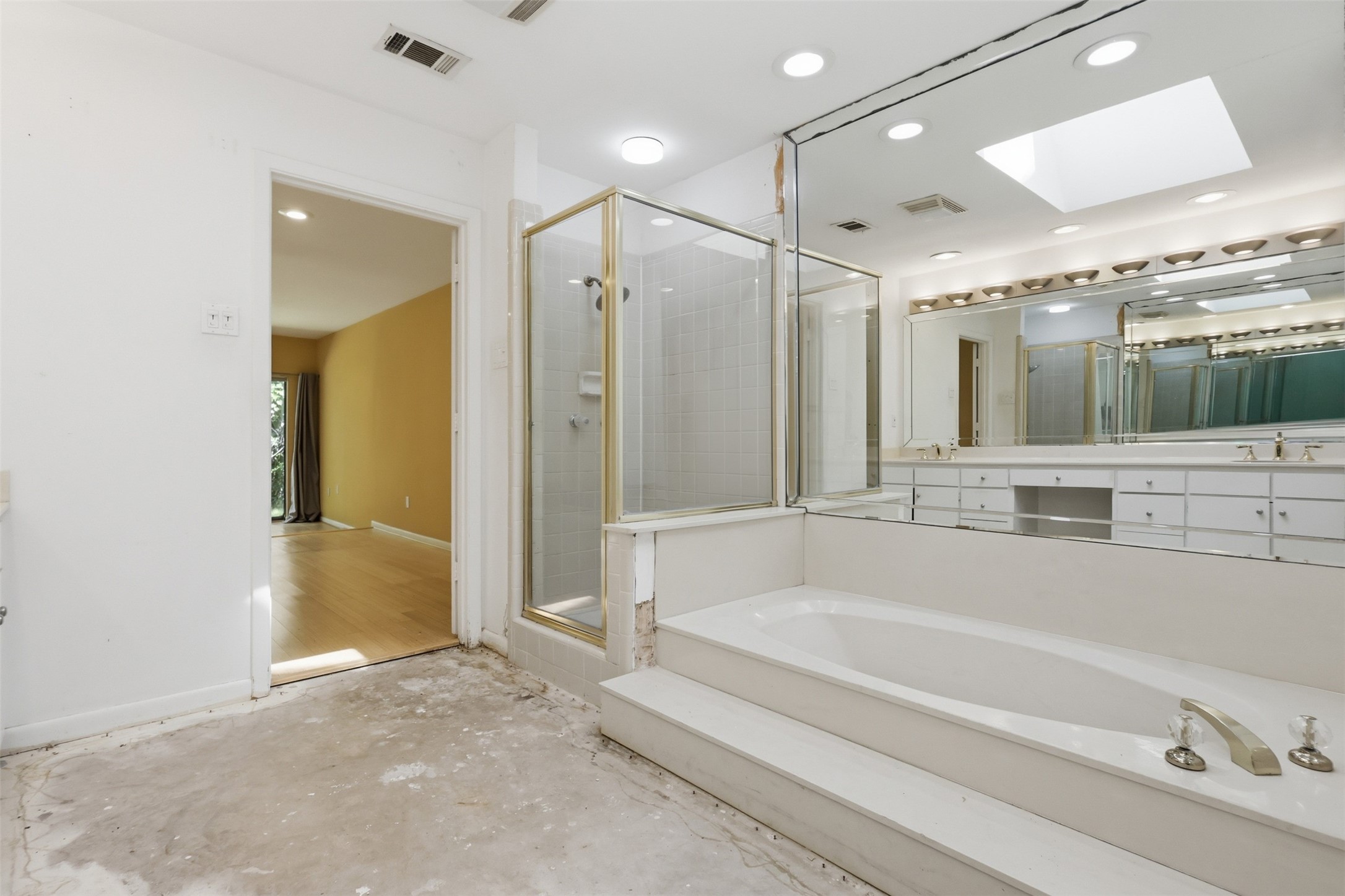 7211 Valley View Place Dallas TX 75240