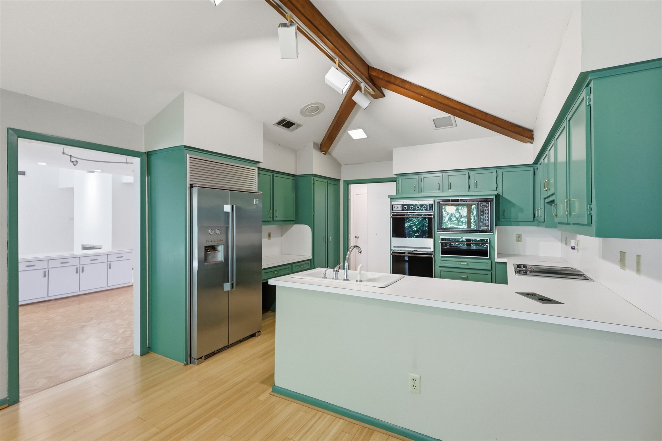 7211 Valley View Place Dallas TX 75240