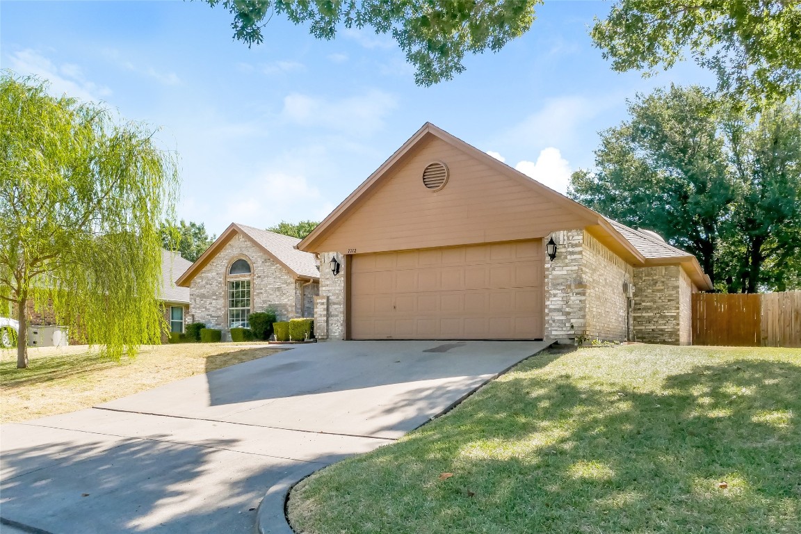 7712 Western Oaks Drive North Richland Hills TX 76182