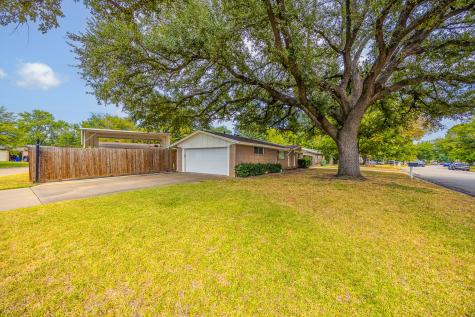 928 Dee Lane Bedford TX 76022