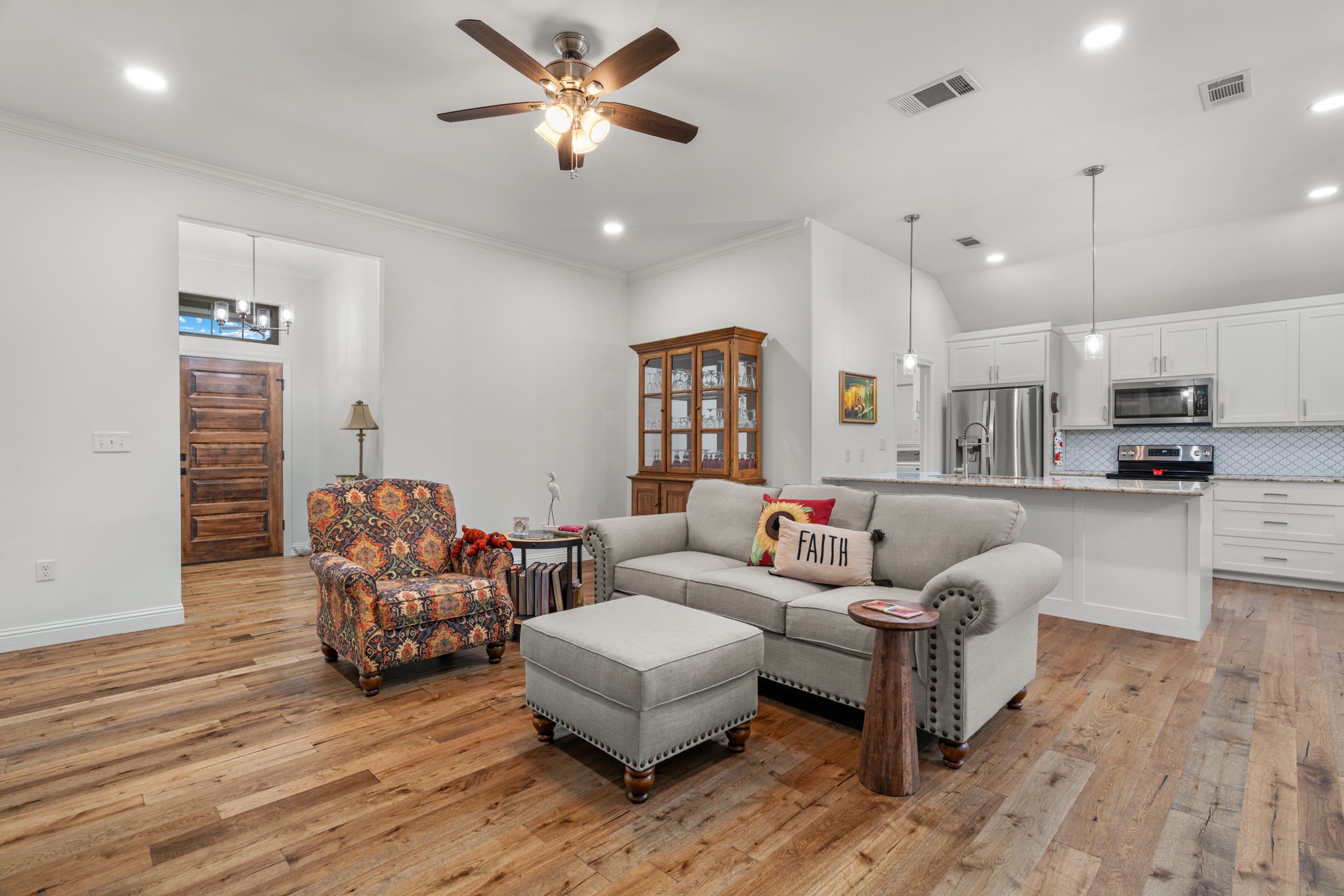 949 Avagail Avenue Springtown TX 76082