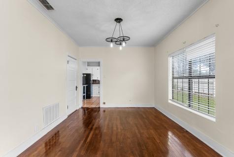 707 N River Street Seymour TX 76380