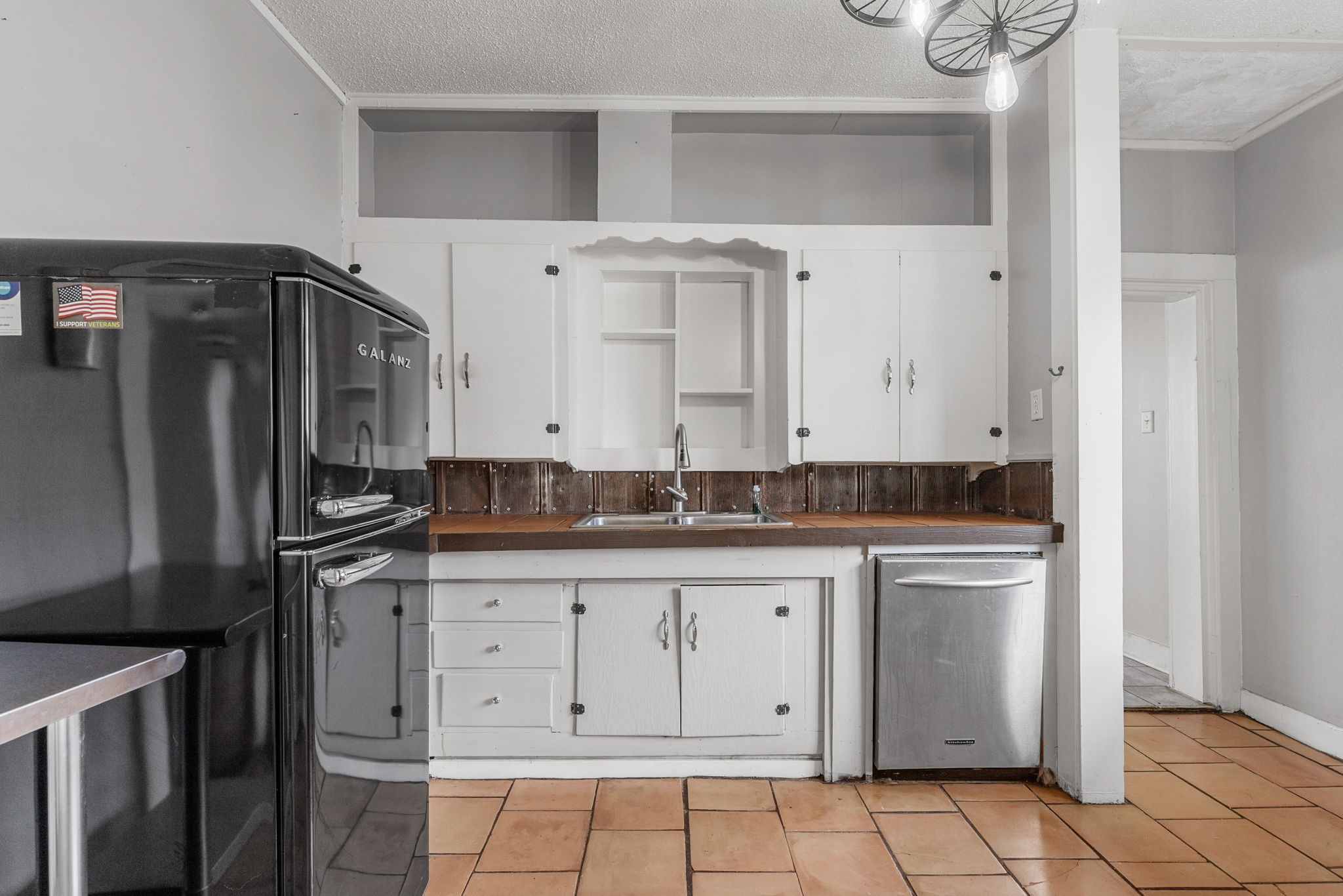 707 N River Street Seymour TX 76380