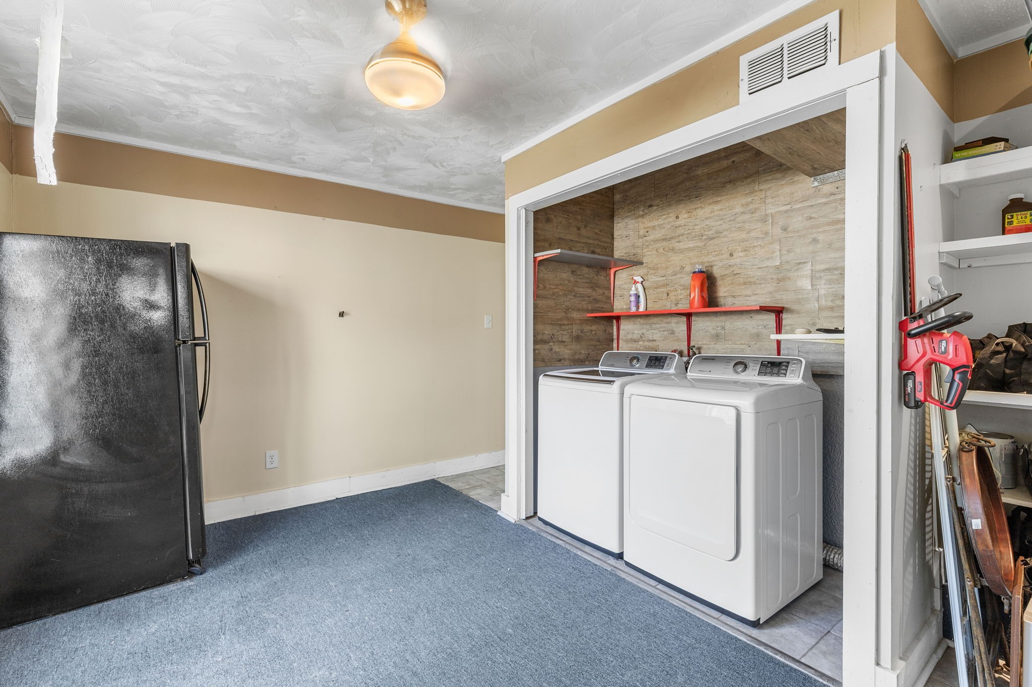 707 N River Street Seymour TX 76380
