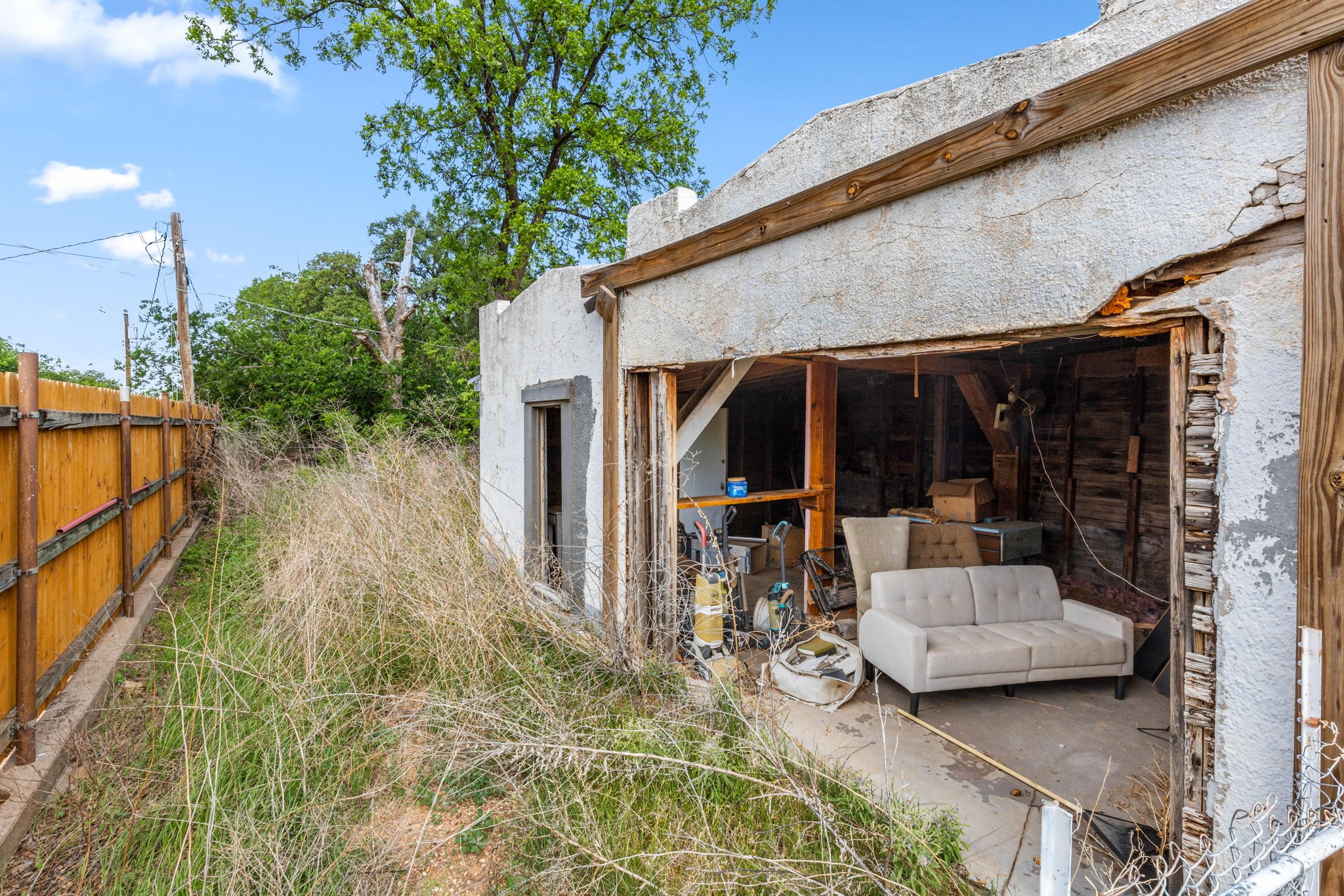 707 N River Street Seymour TX 76380