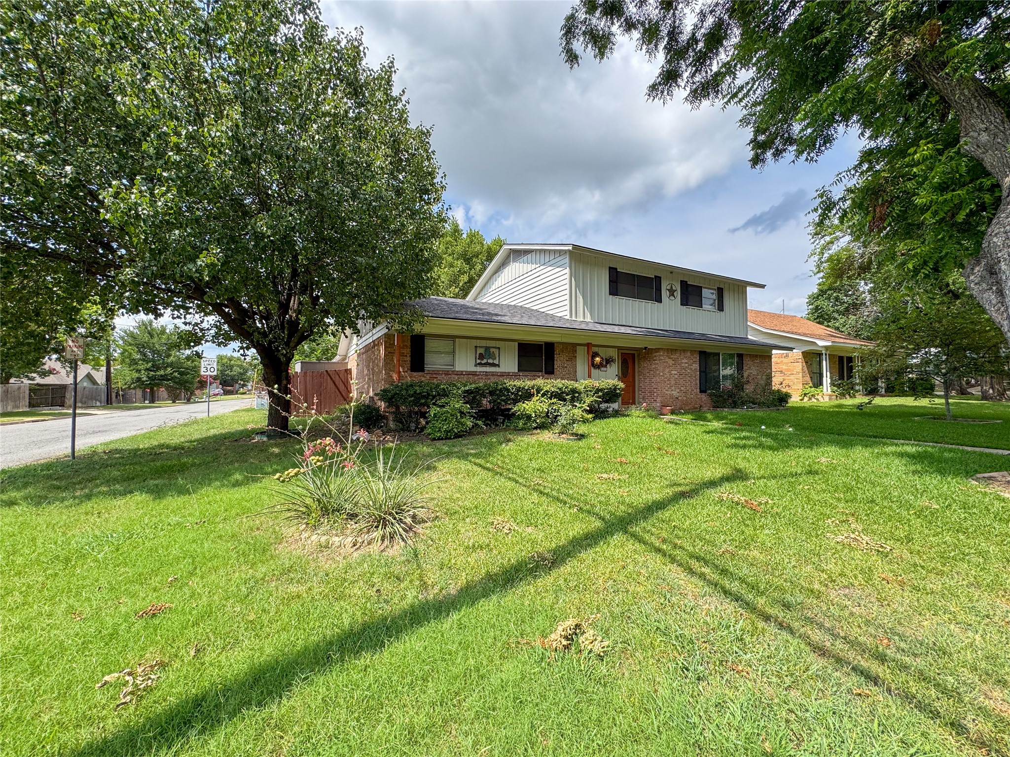 1213 Idlewood Drive Sherman TX 75092