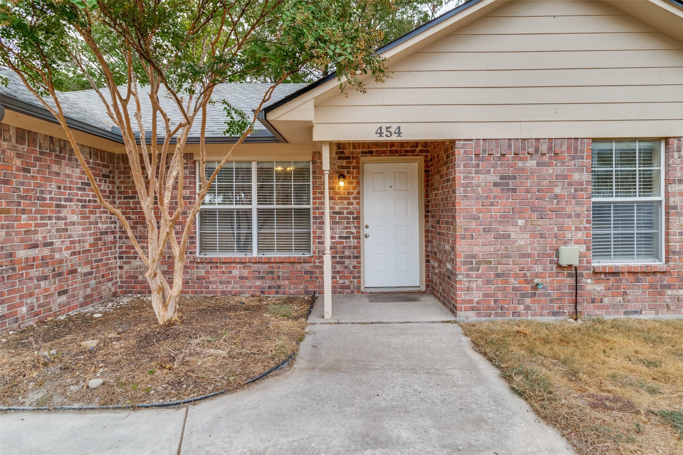 454 E Fulton Street Van Alstyne TX 75495