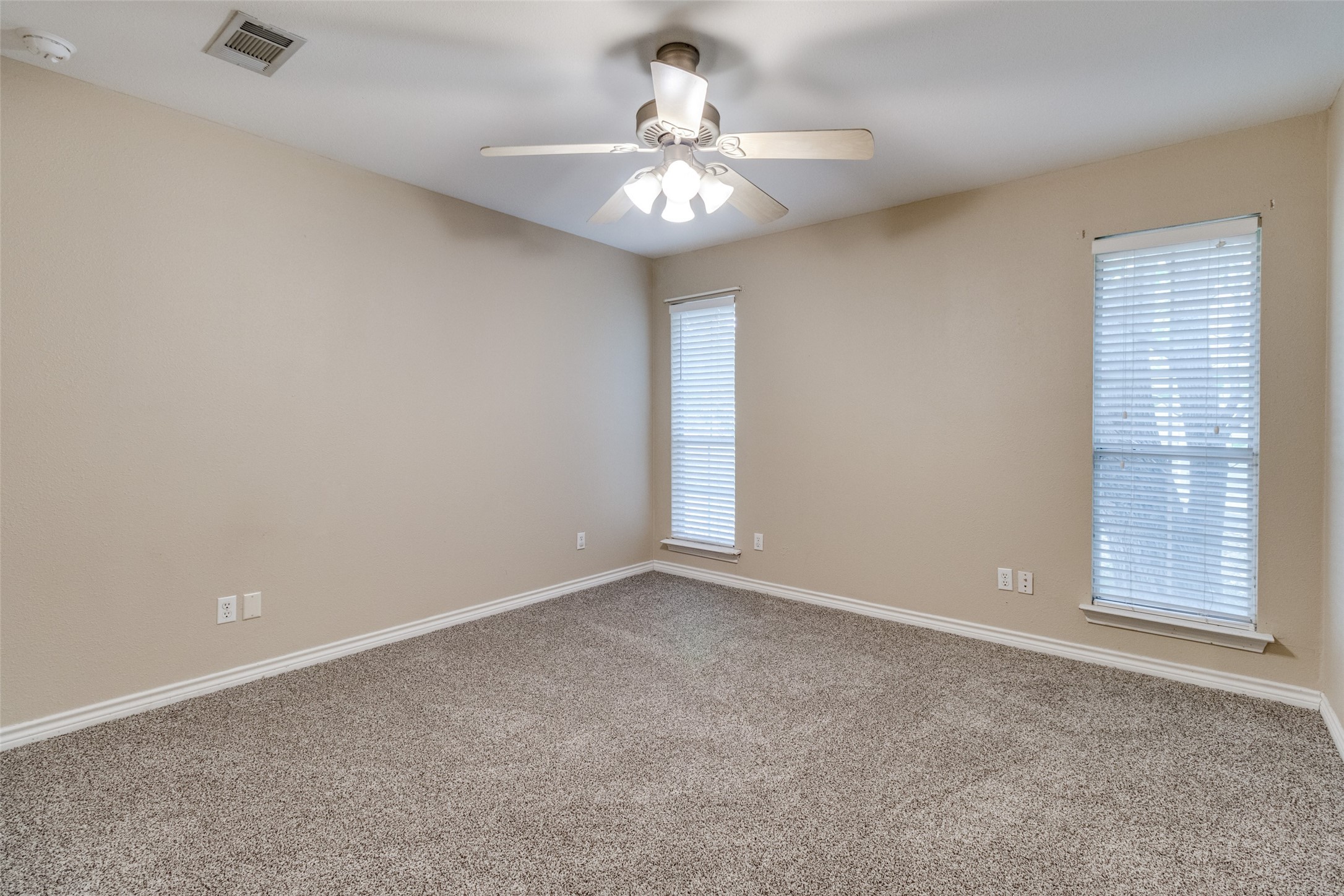 454 E Fulton Street Van Alstyne TX 75495
