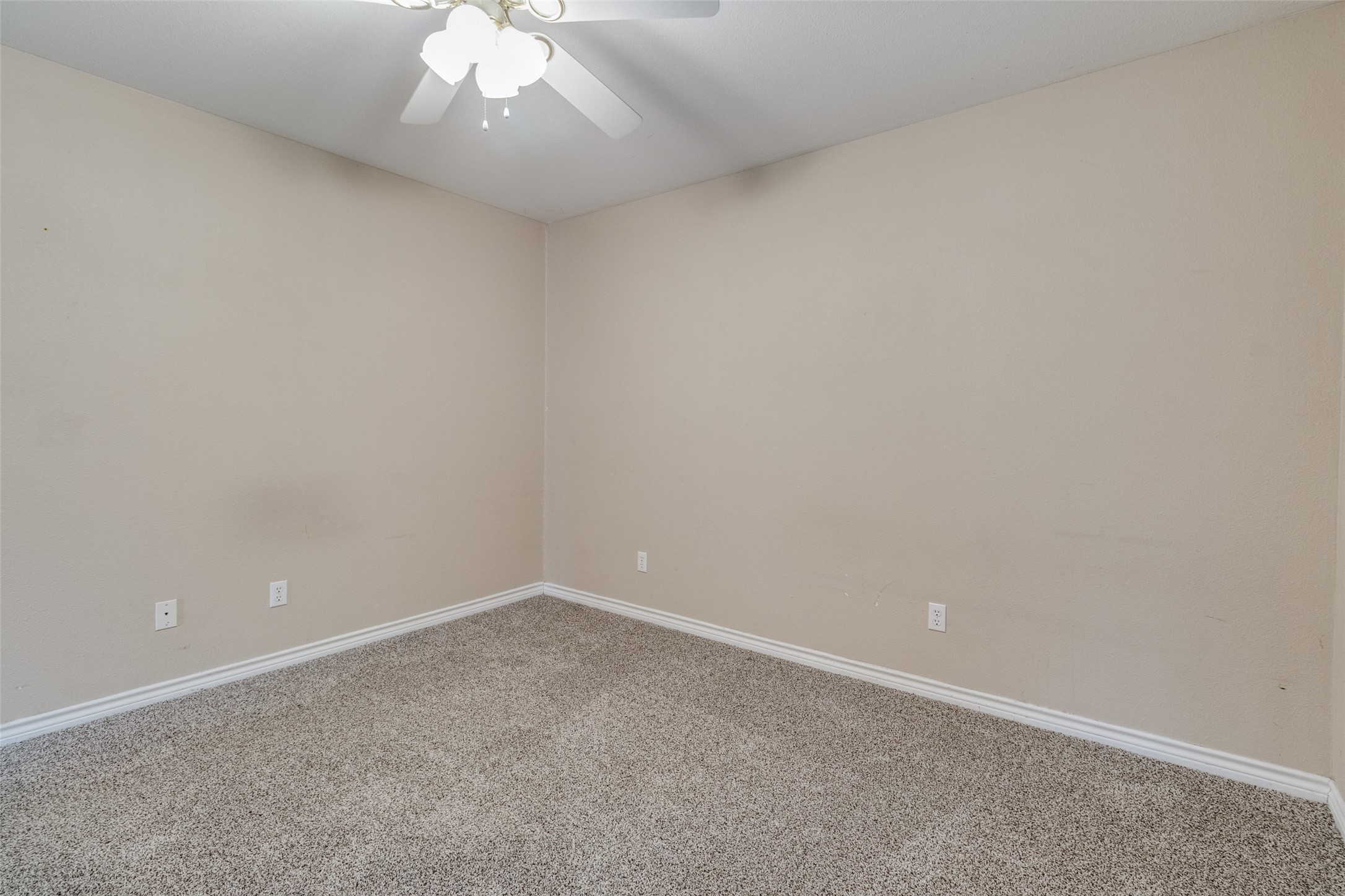 454 E Fulton Street Van Alstyne TX 75495